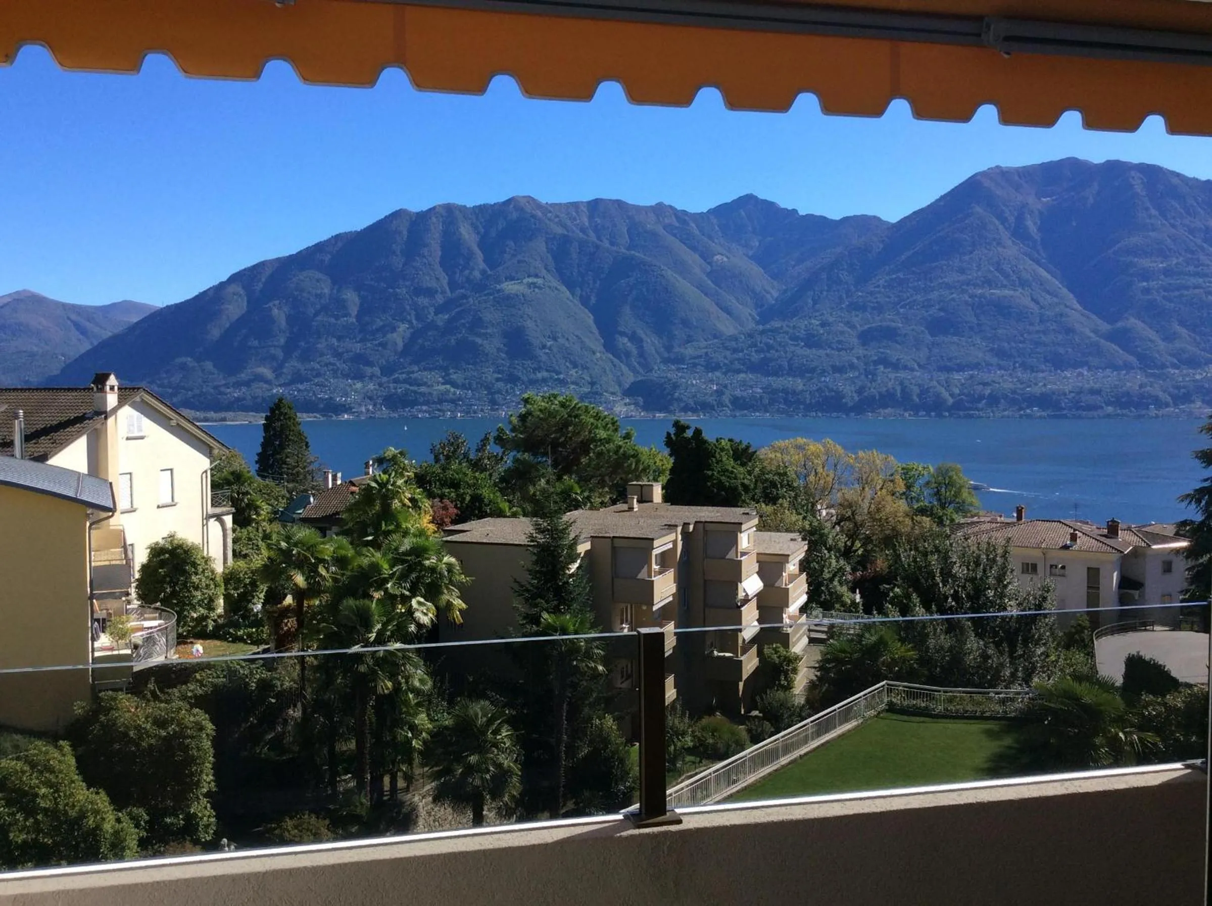 Bellavista by Fewotessin
