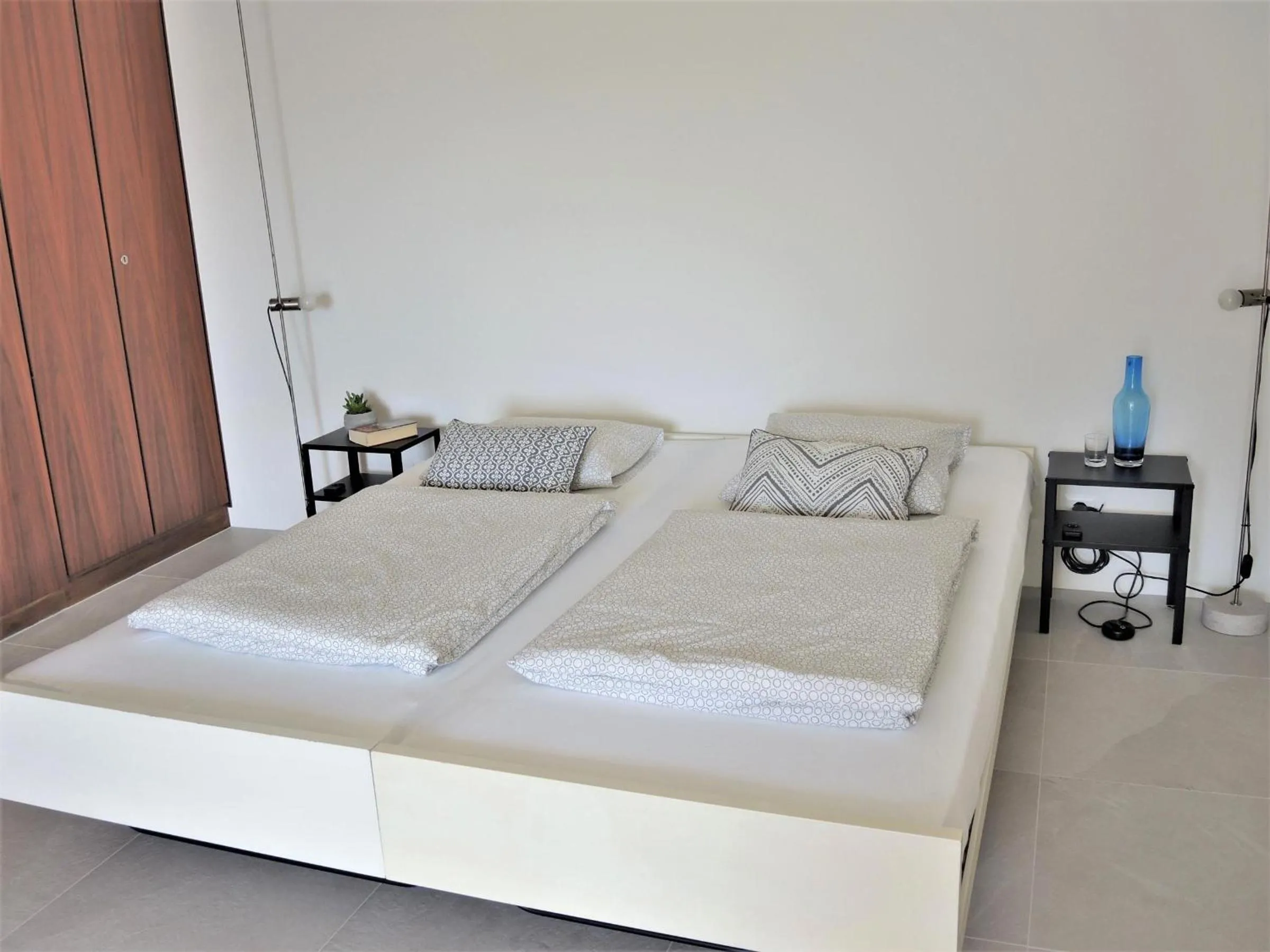 Bed in Bellavista by Fewotessin