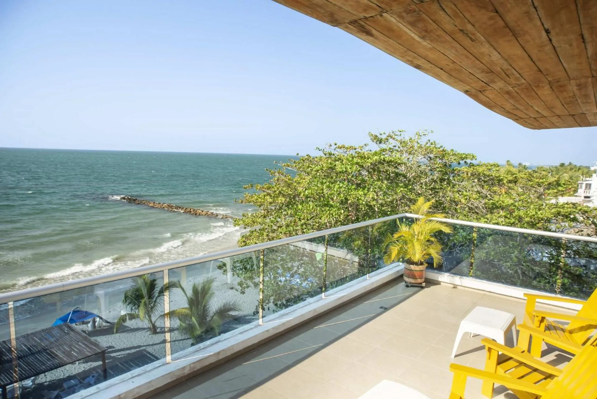 Natural landscape in Camino Palmero Coveñas