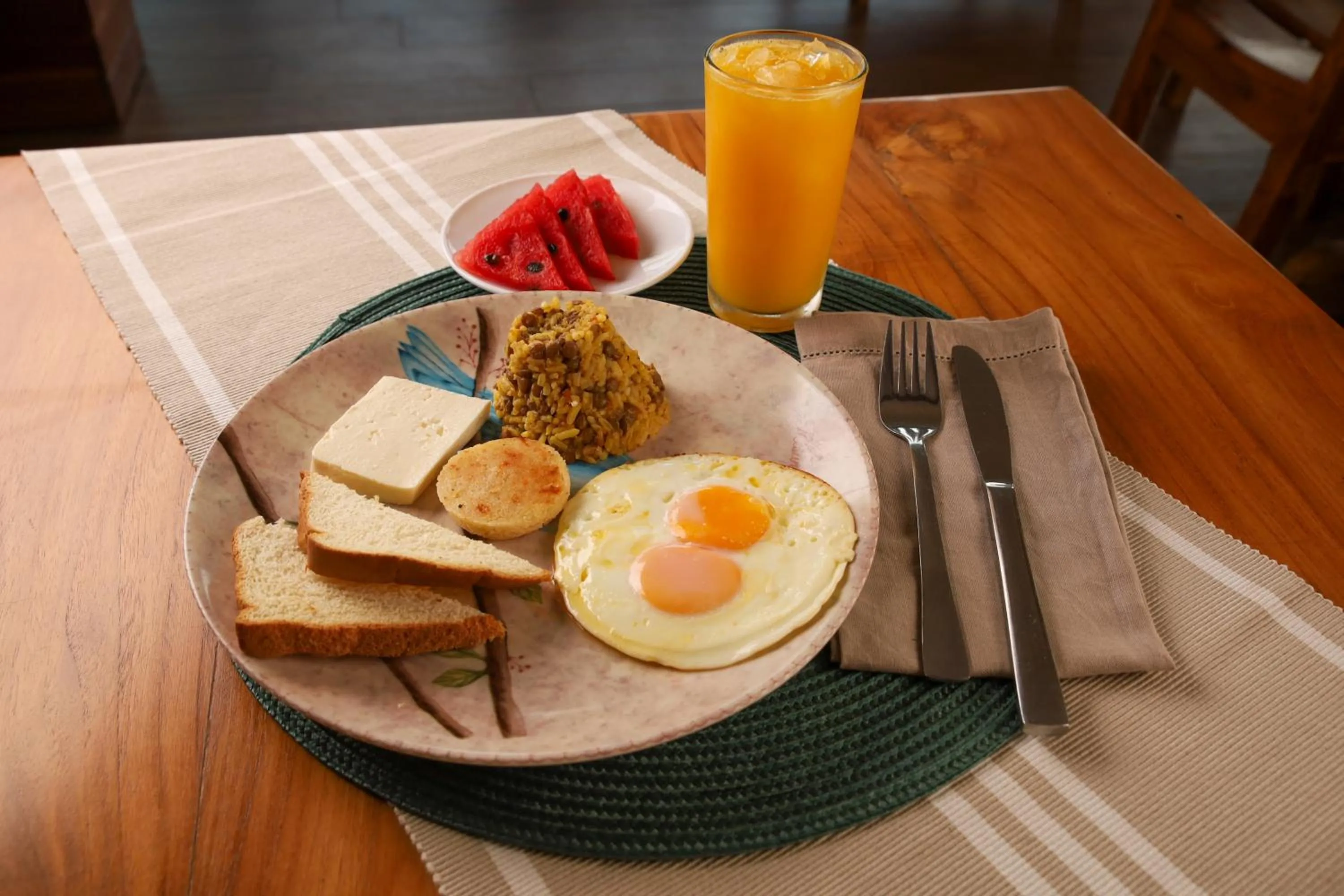 Breakfast in Camino Palmero Coveñas