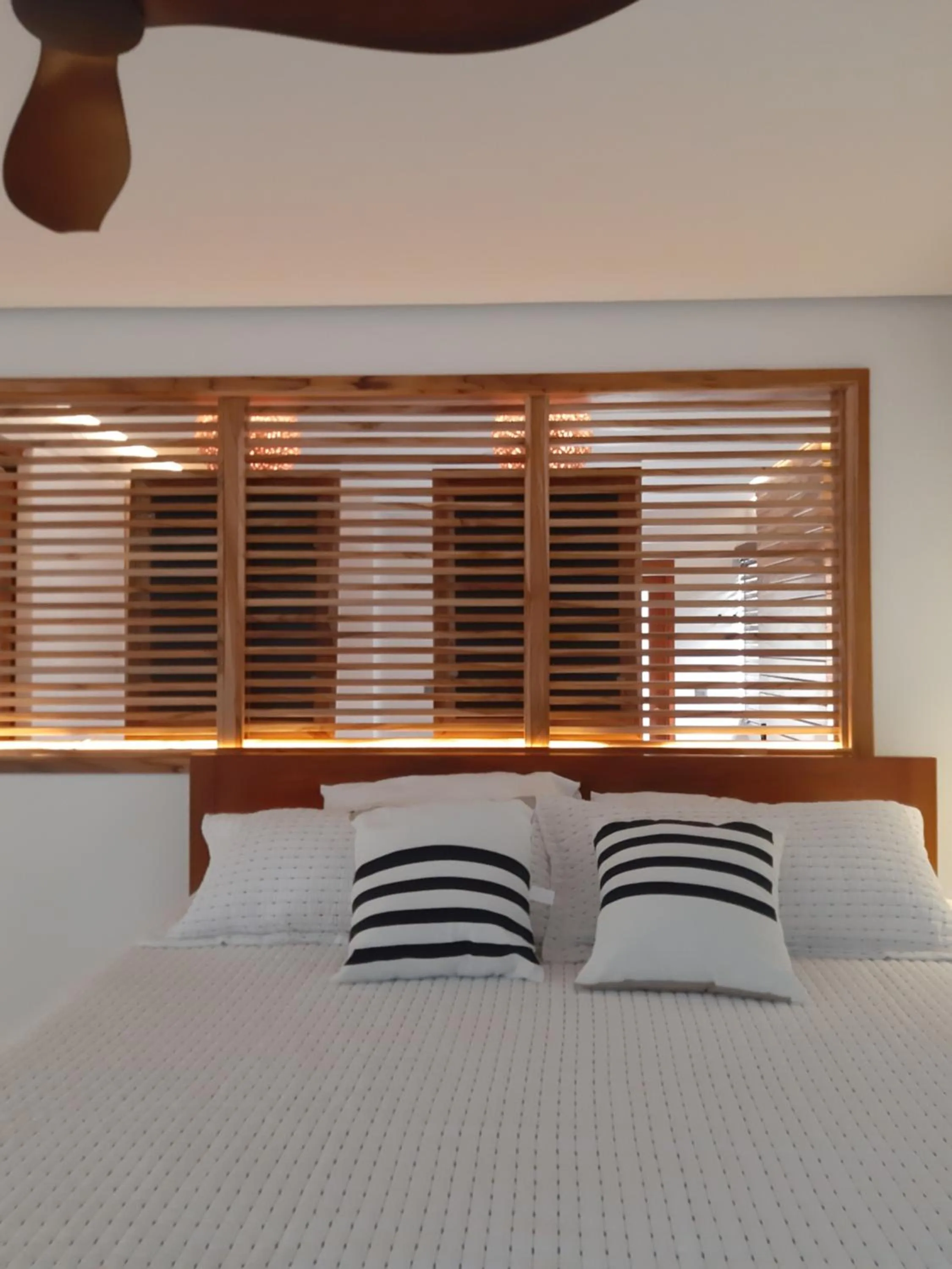 Bed in Camino Palmero Coveñas