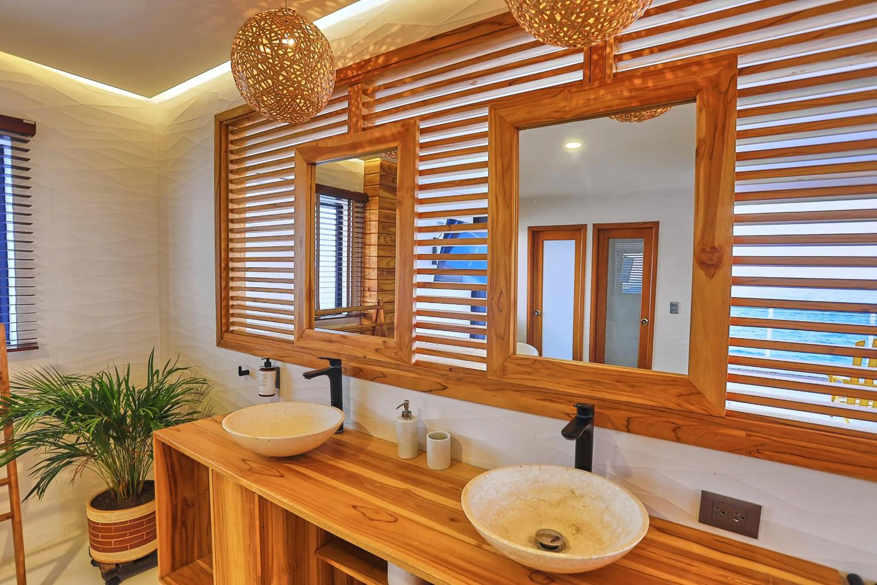 Bathroom in Camino Palmero Coveñas