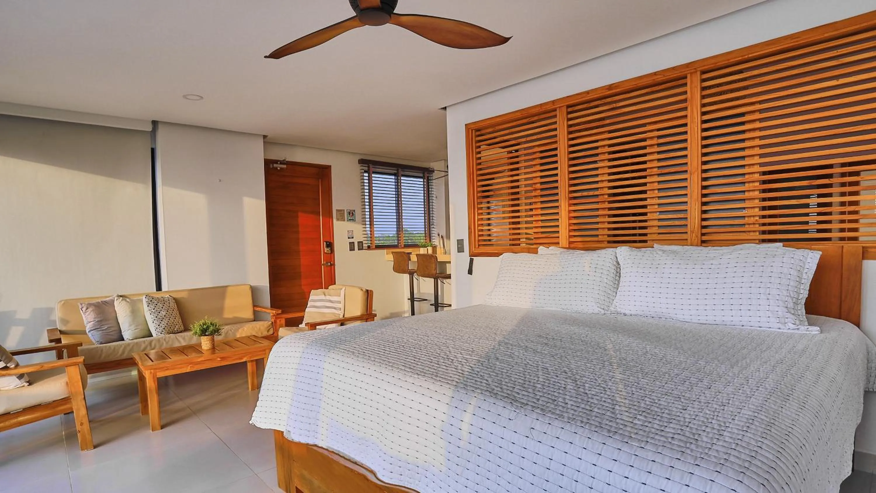 Photo of the whole room, Bed in Camino Palmero Coveñas