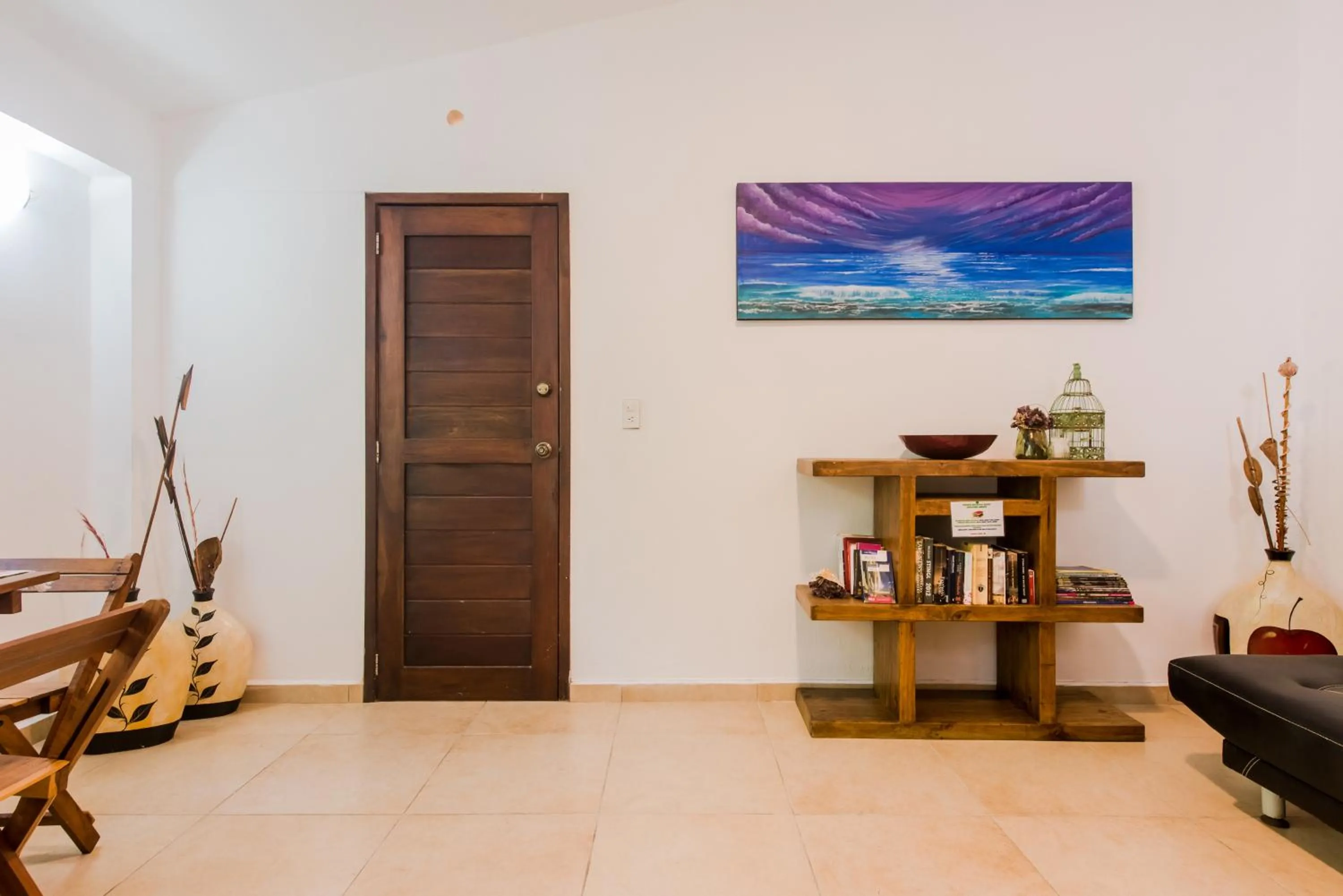 Library in Villas Picalu Lodge