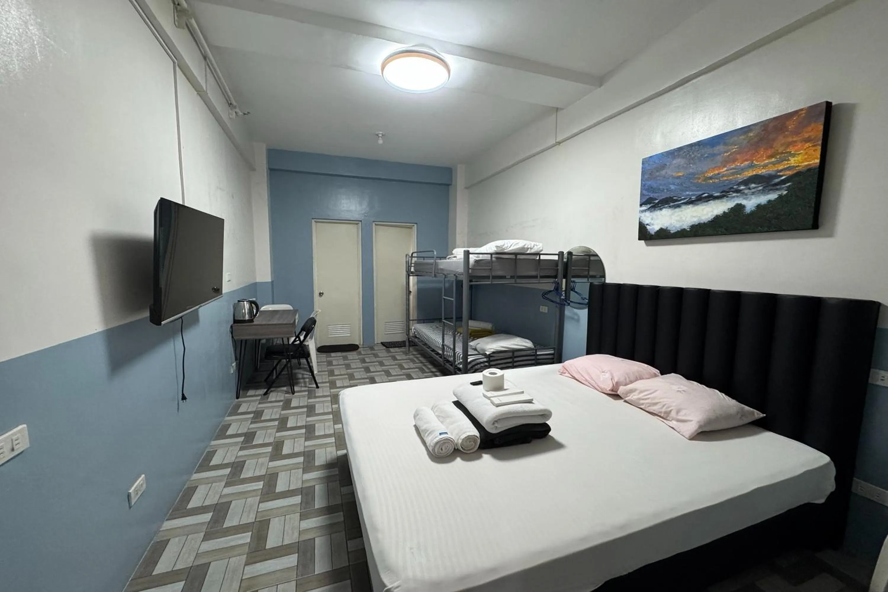 Bed in Franca Arcade near Quezon City Circle