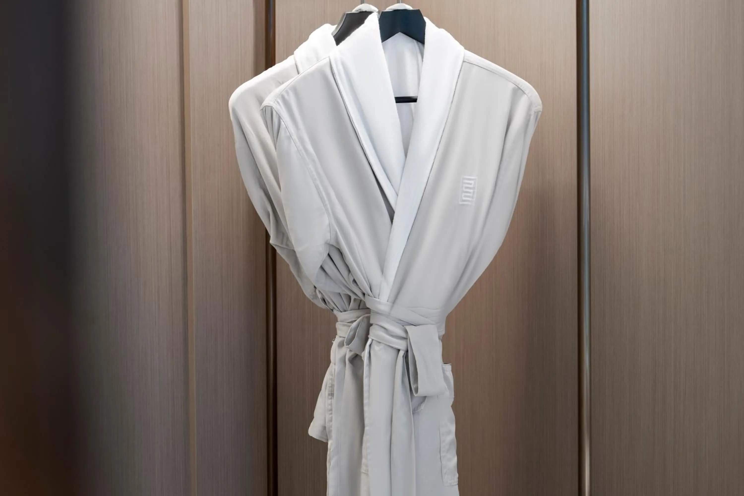 wardrobe in Echeng Hotel Chengdu Chunxi Road Taikoo Li