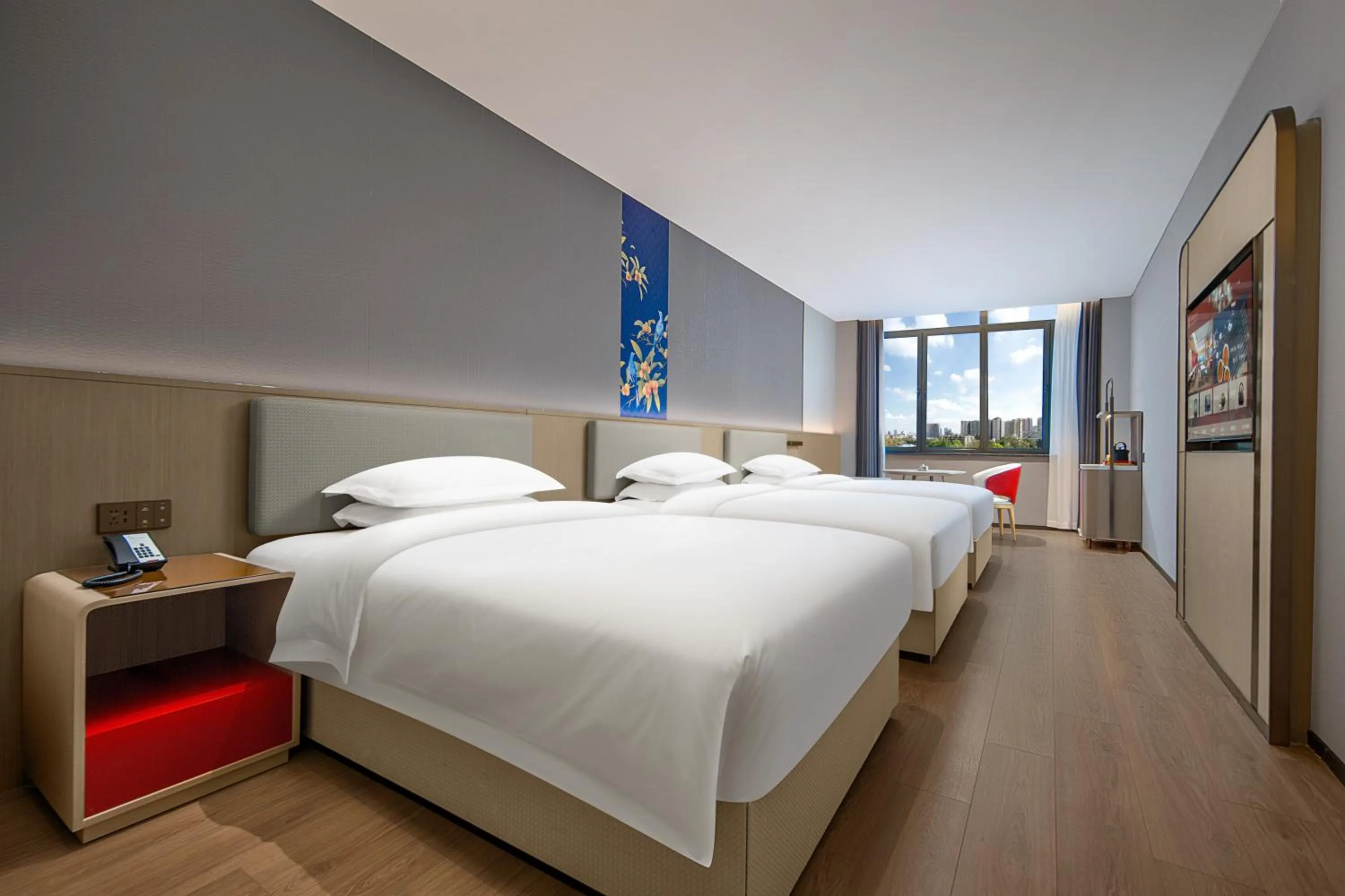 Photo of the whole room, Bed in Echeng Hotel Chengdu Chunxi Road Taikoo Li