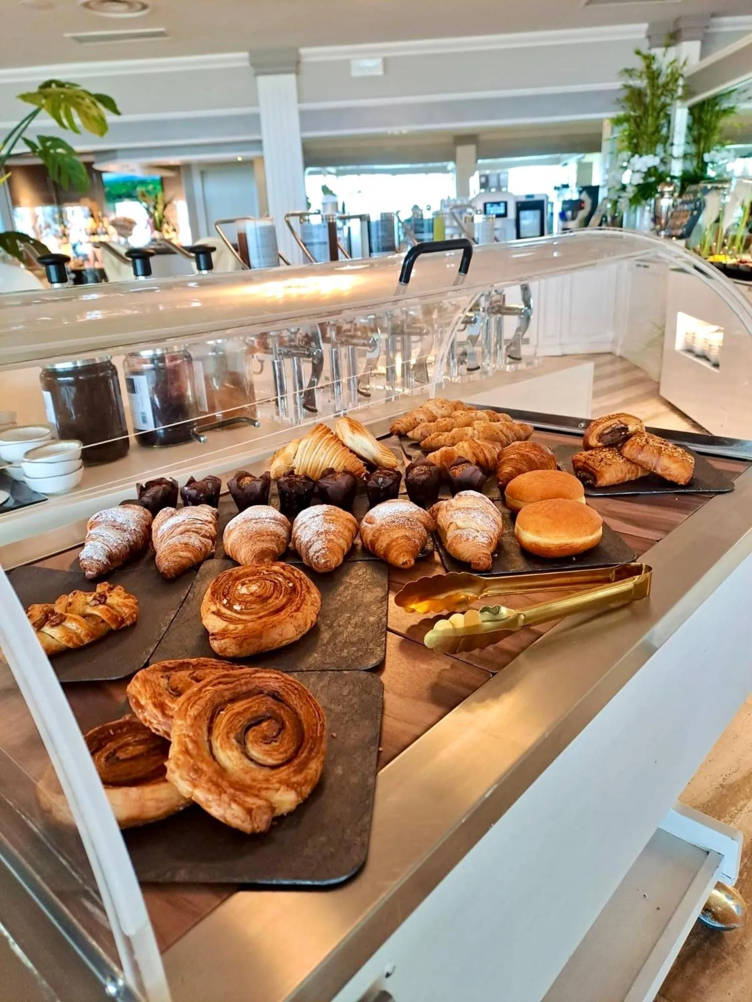 Restaurant/places to eat in Hotel Aquila D'Oro Desenzano