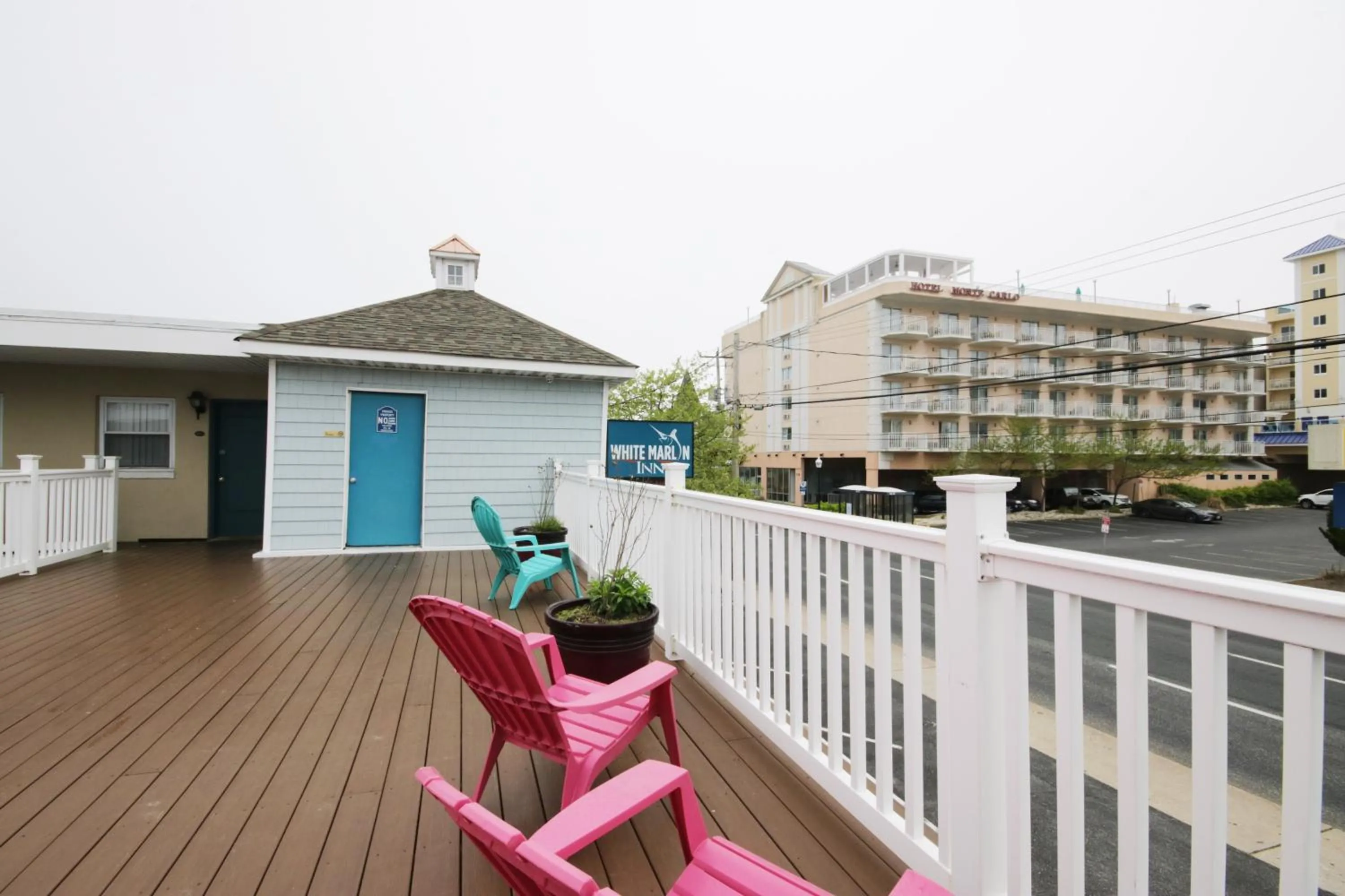 Property building in White Marlin Inn