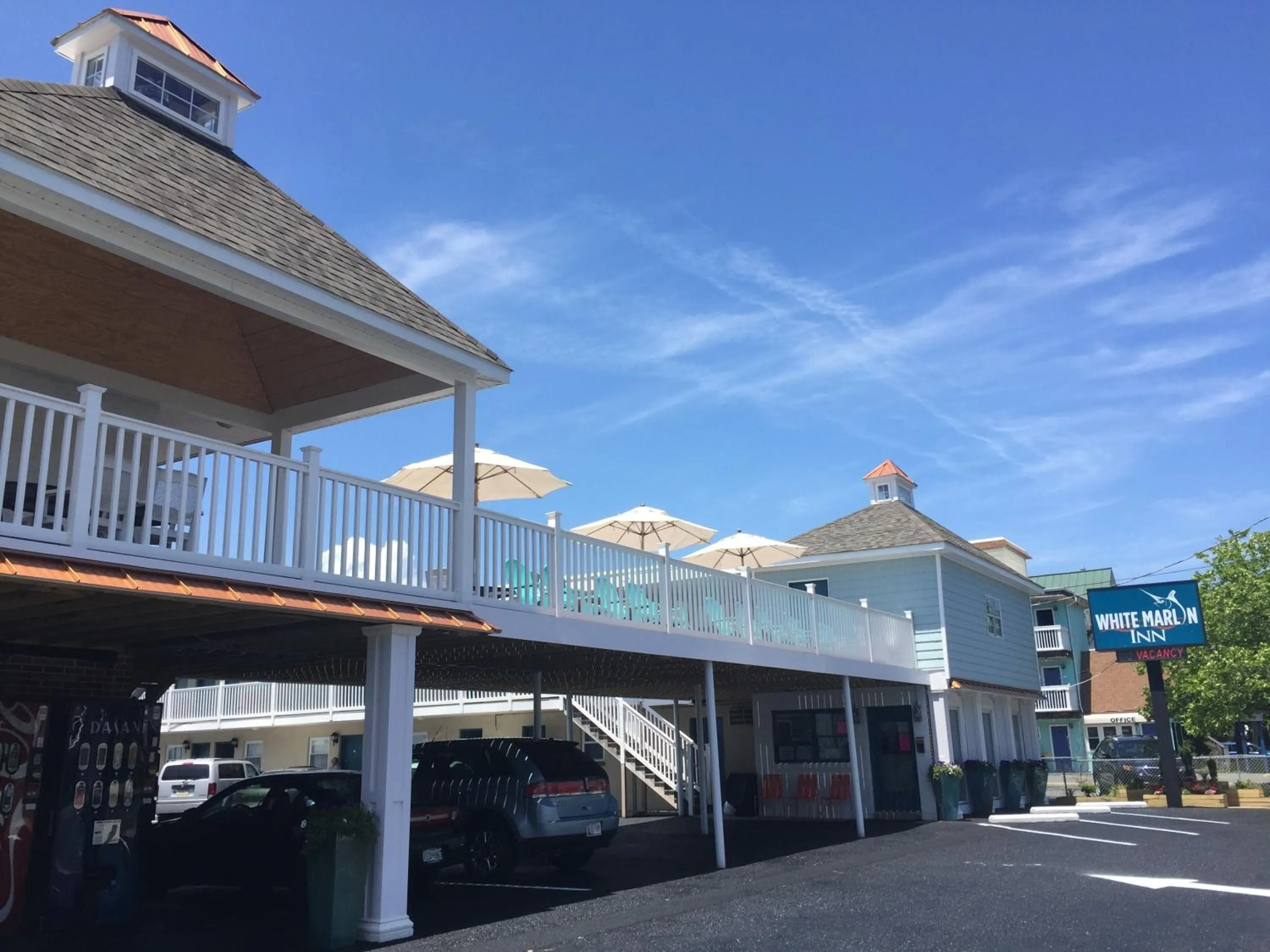 Property building in White Marlin Inn