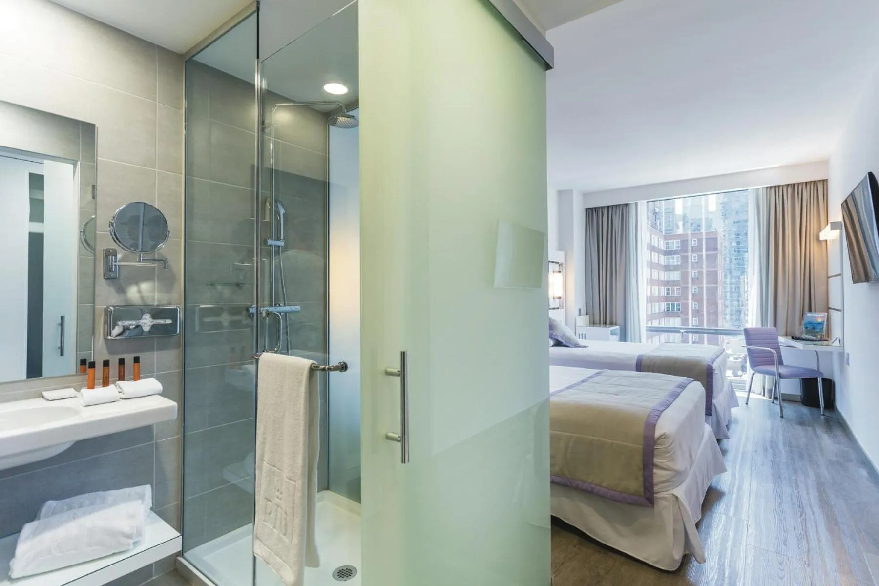 Bedroom, Bed in Riu Plaza New York Times Square