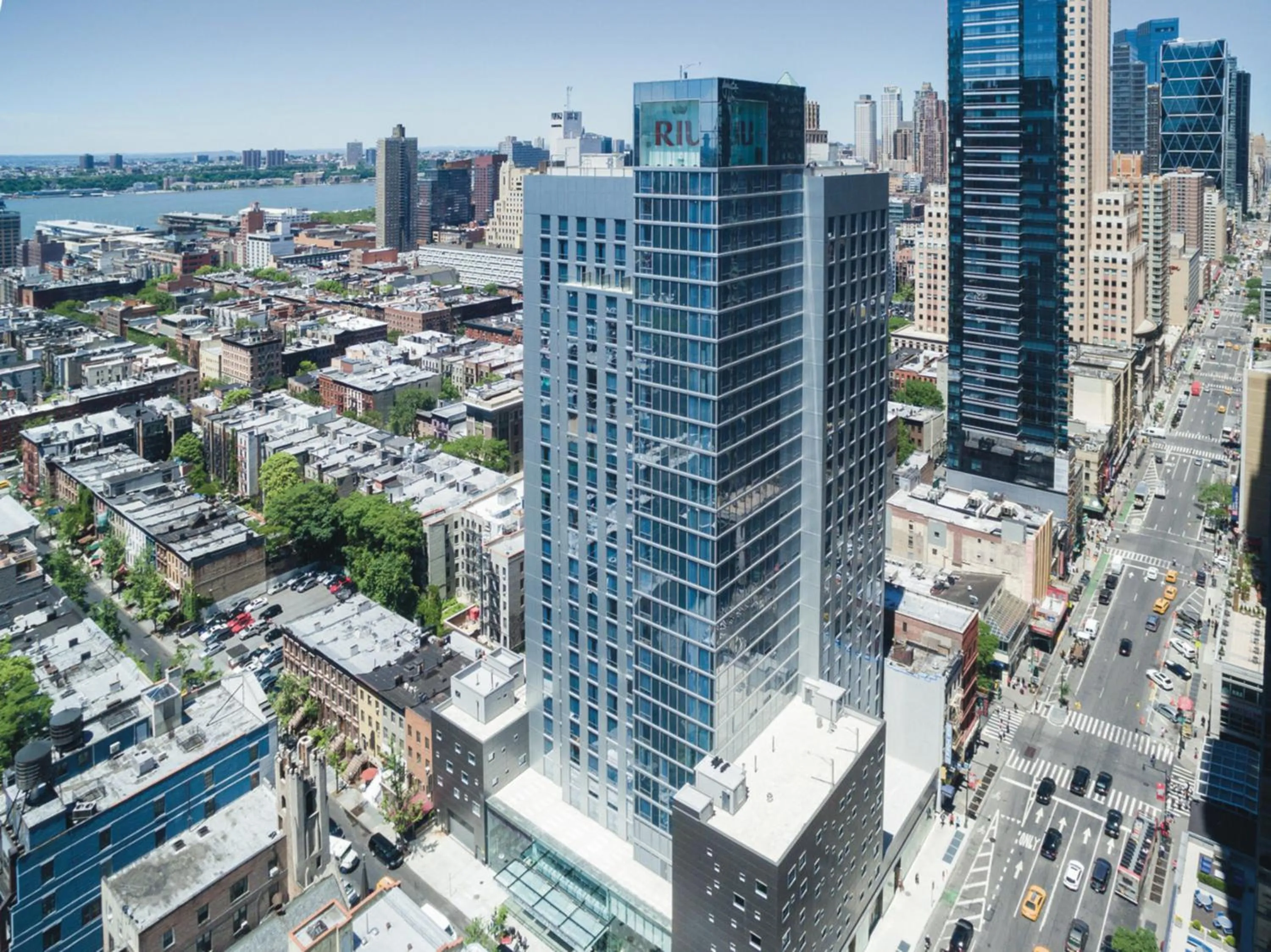 Facade/entrance in Riu Plaza New York Times Square