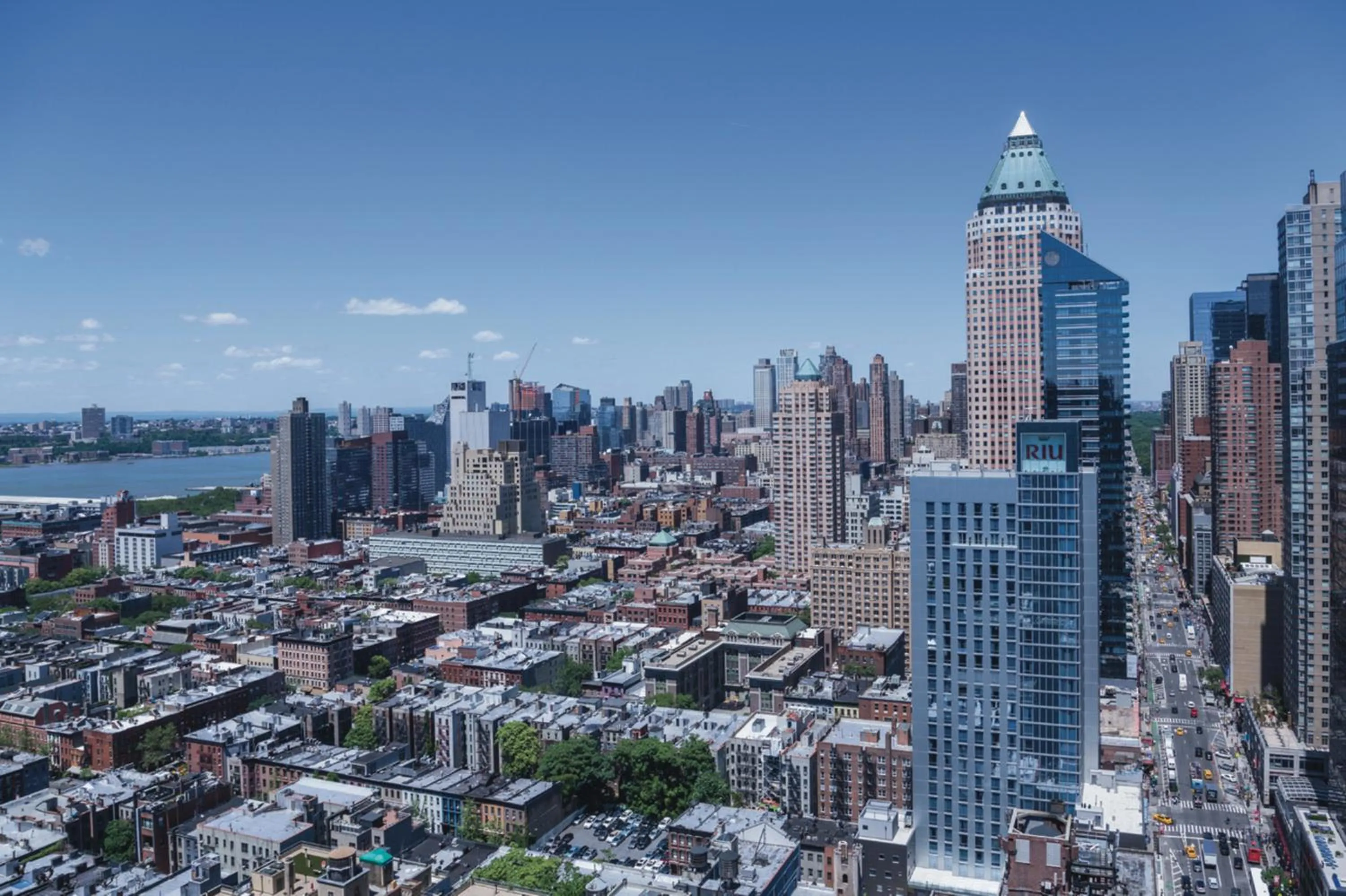 Facade/entrance in Riu Plaza New York Times Square