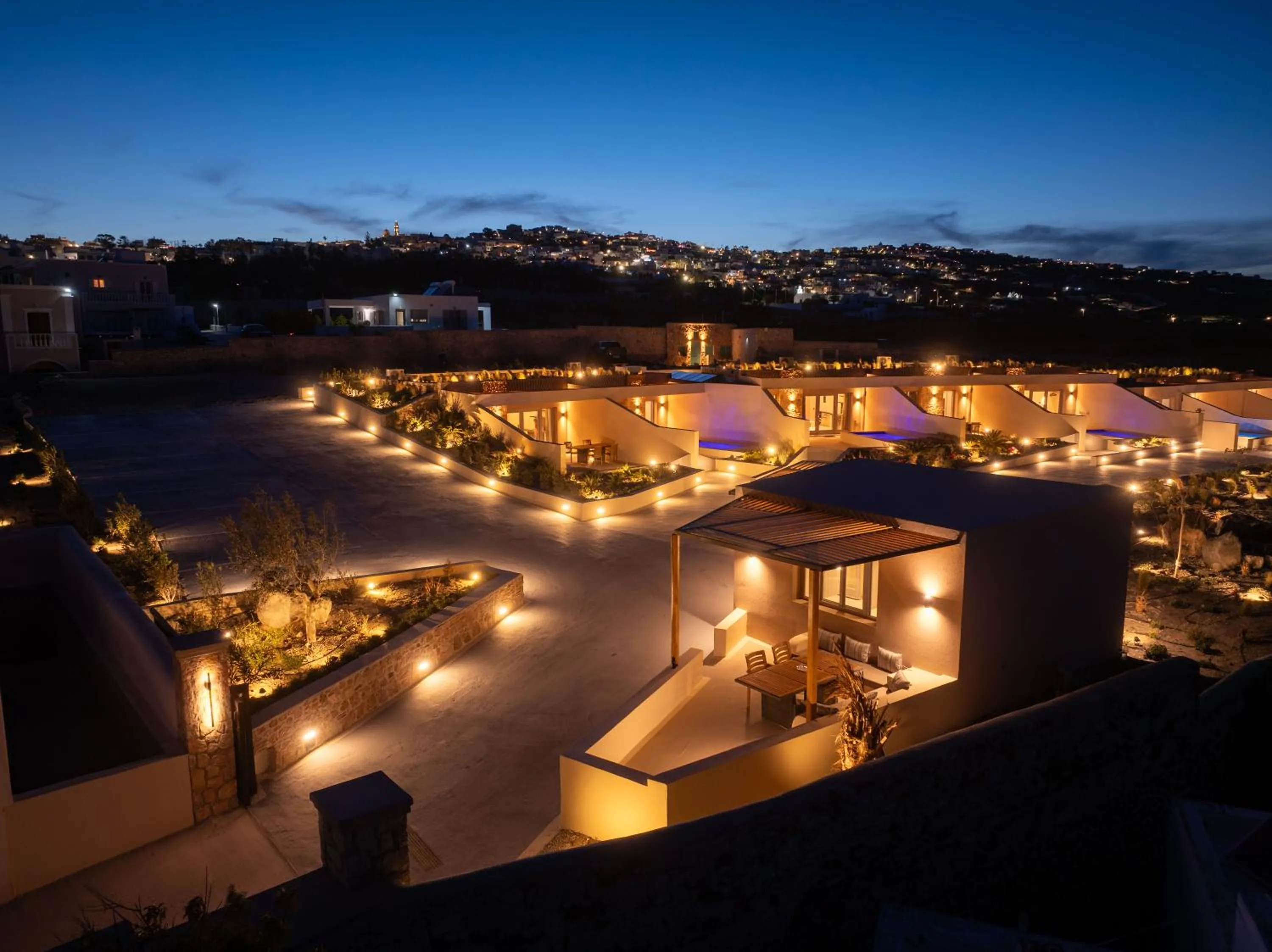 Natural landscape in Illusion Suites