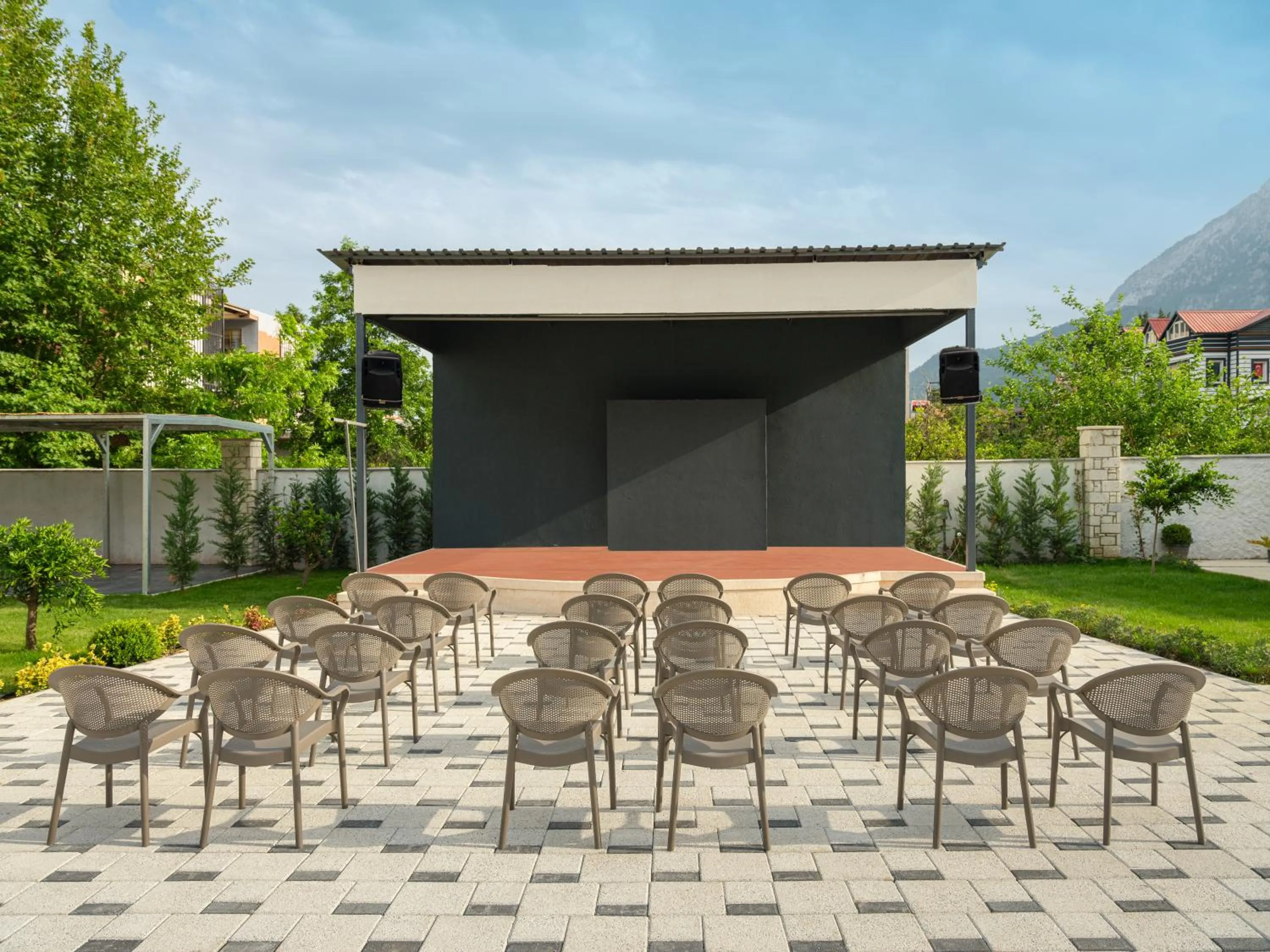 Garden in Monk Resort Hotel Beldibi