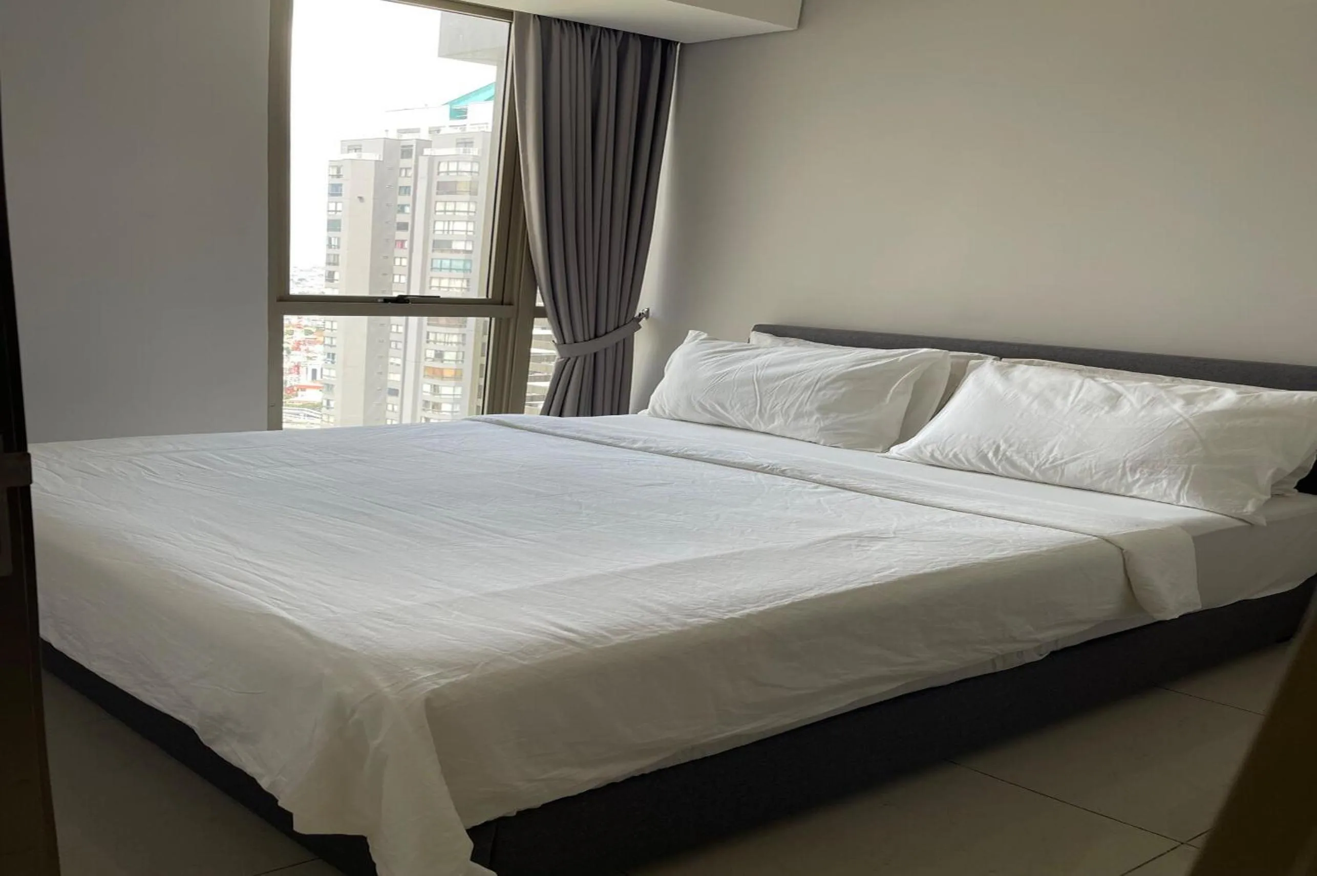 One-Bedroom Apartment in Premium Taman Anggrek Residences
