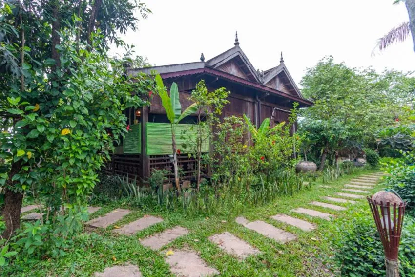 Property building in Maison Model d'Angkor