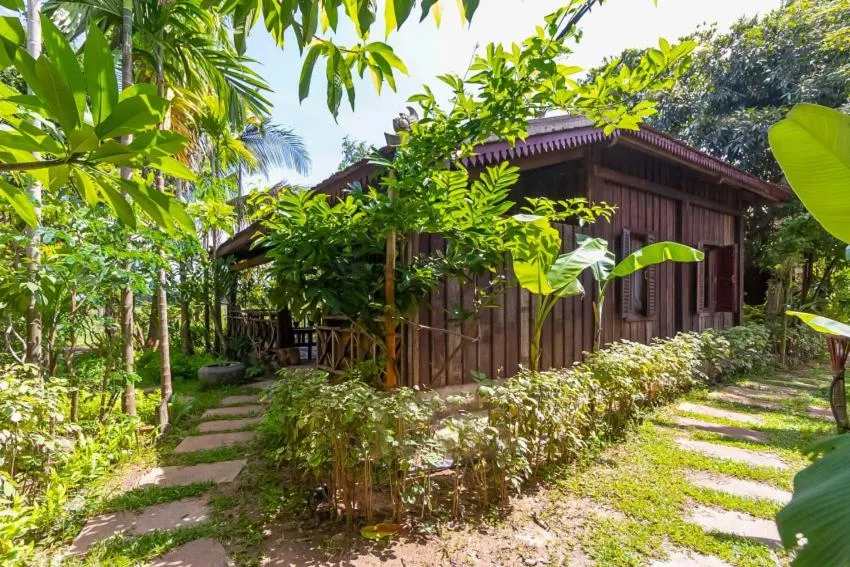 Property building in Maison Model d'Angkor