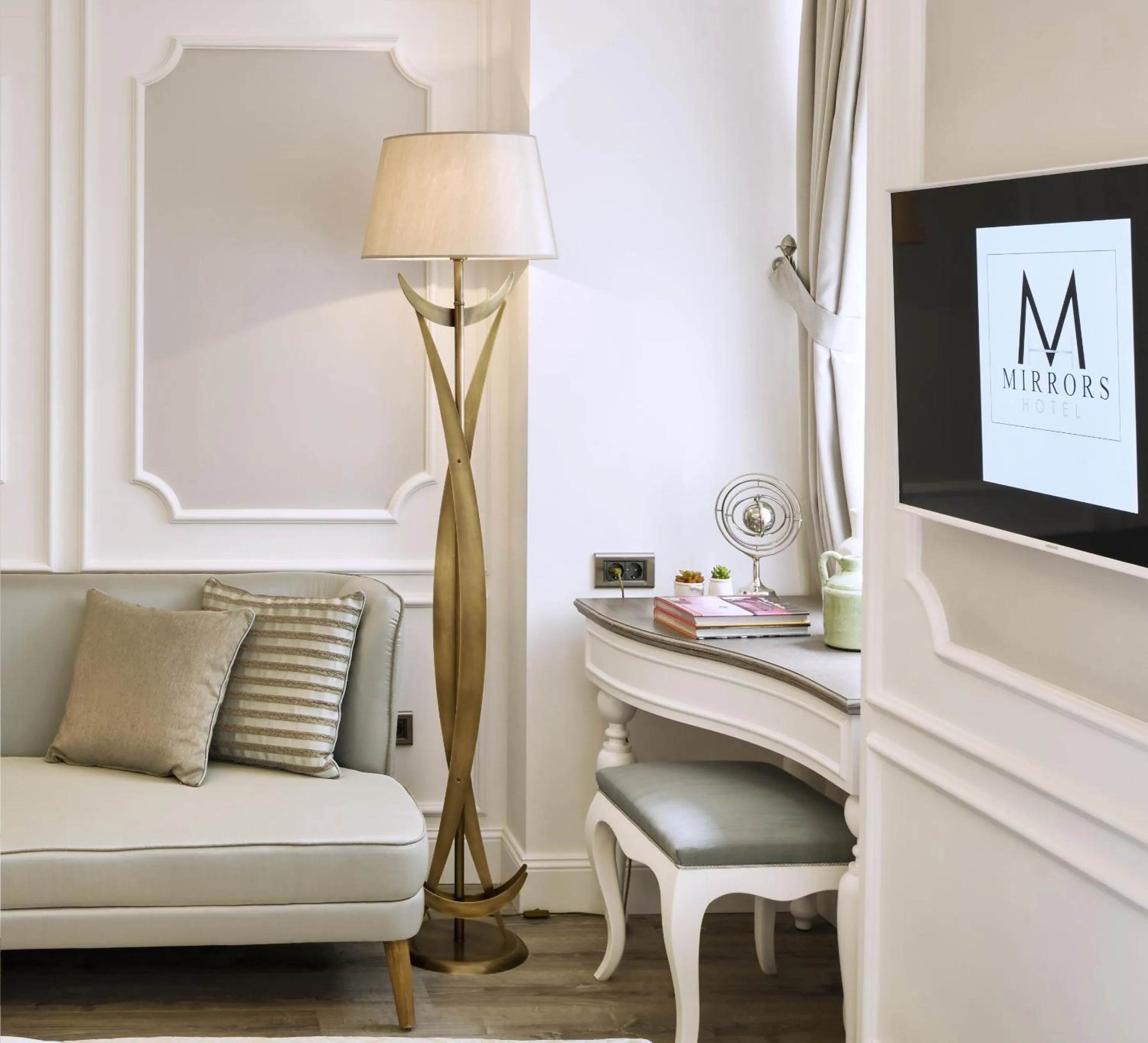 Decorative detail in Mirrors Hotel İstanbul Taksim City Center