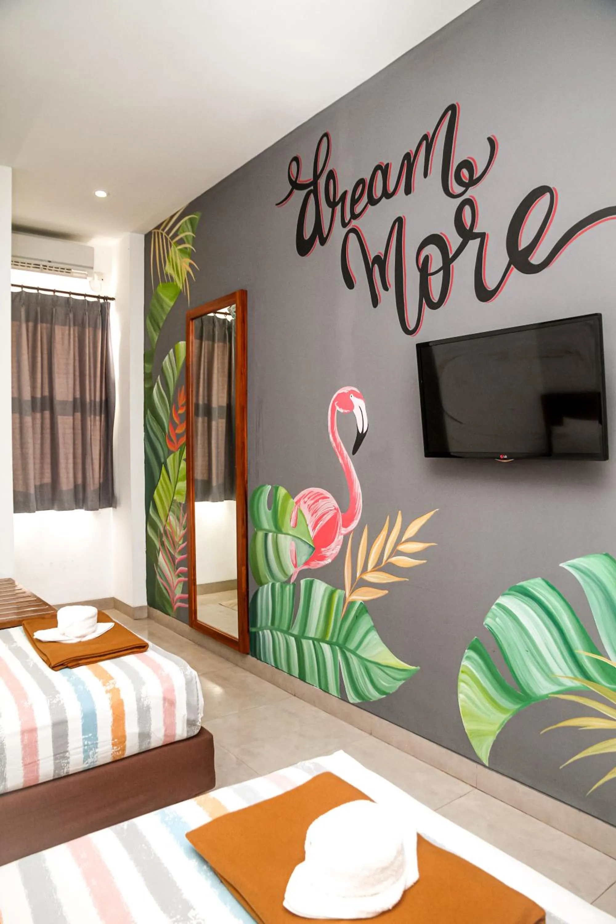 TV and multimedia, Bed in Istanaku Guesthouse 2