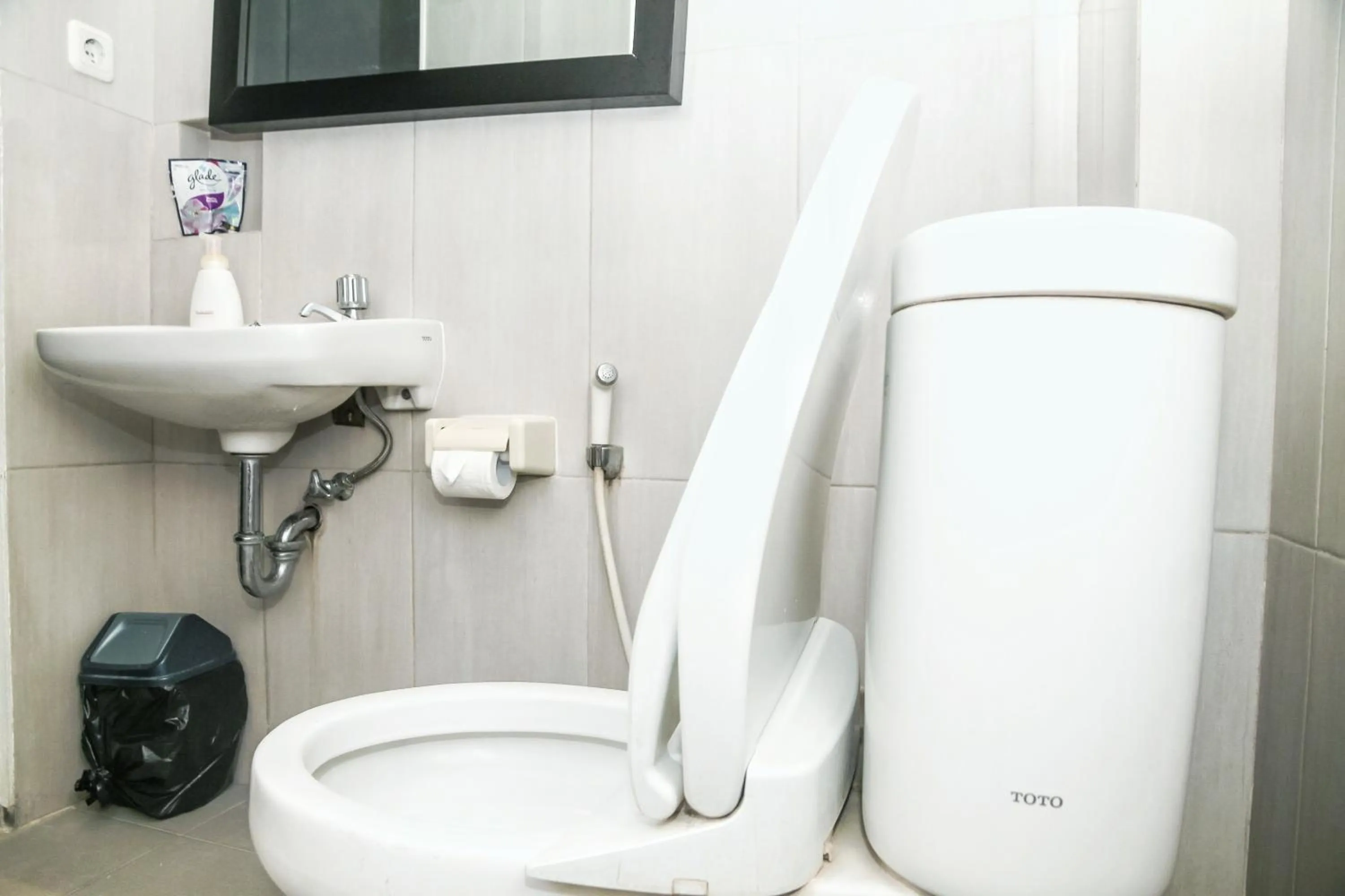 Shower in Istanaku Guesthouse 2