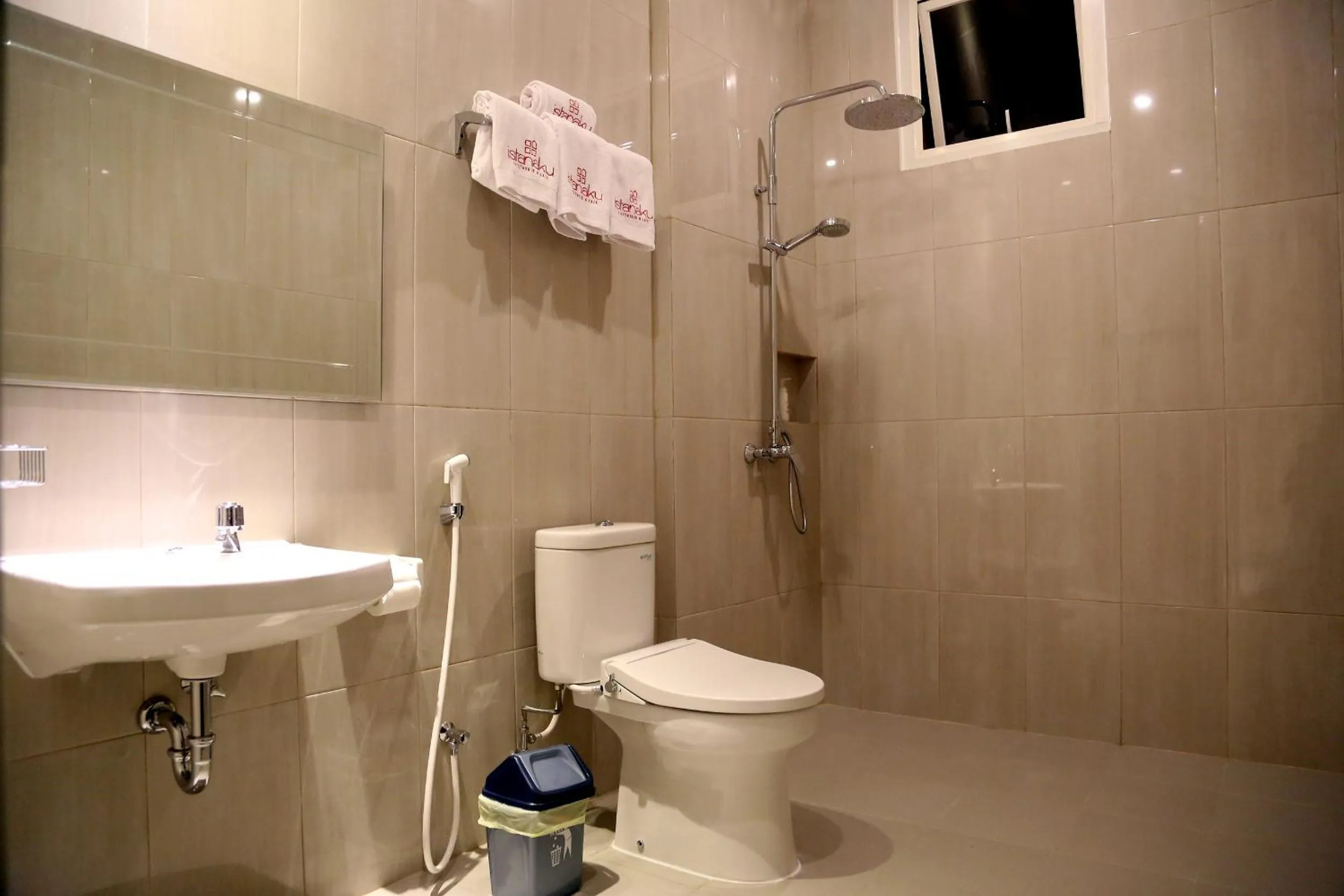 Bathroom in Istanaku Guesthouse 2