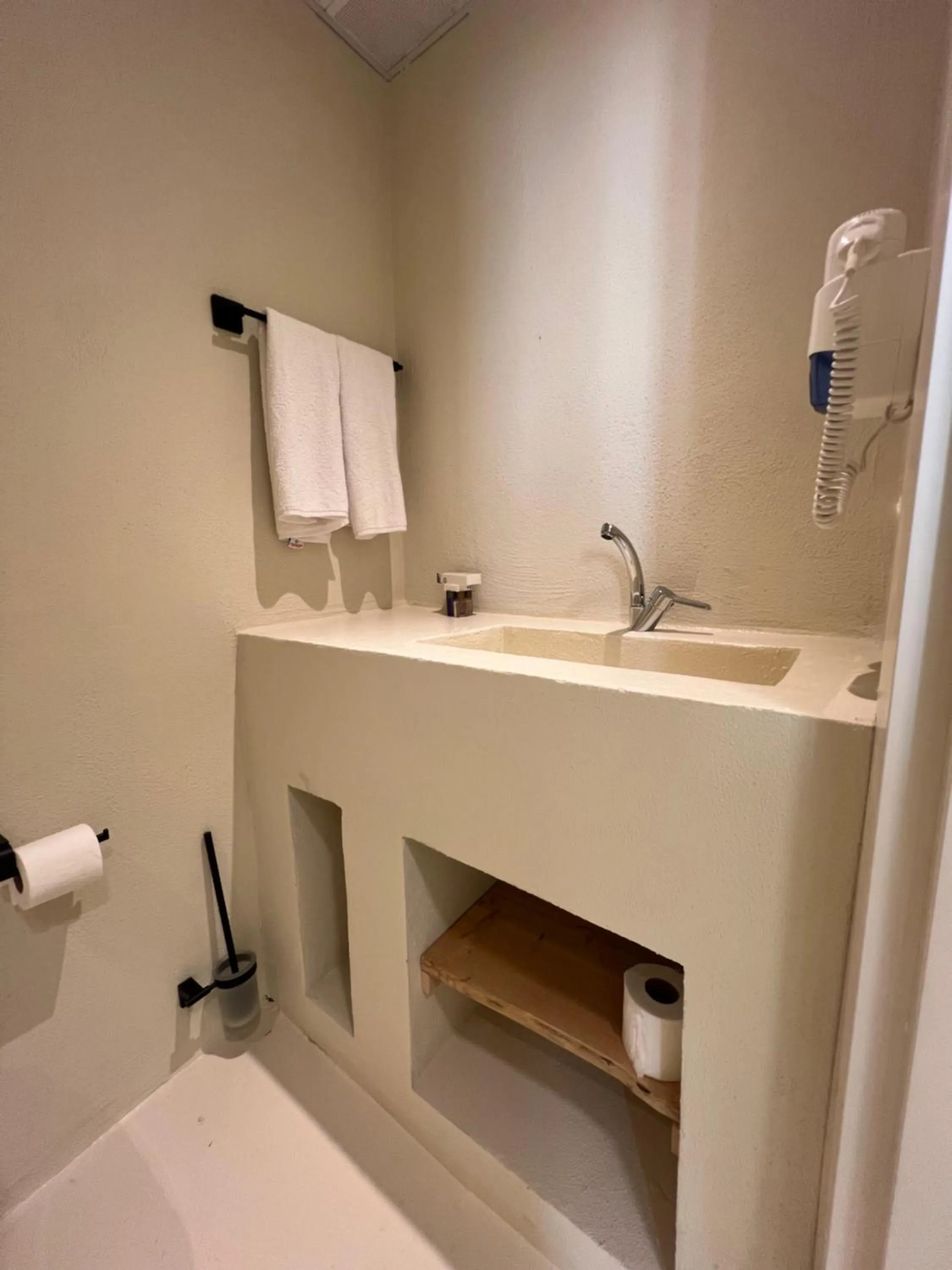 Bathroom in Doc's Hotel Kemer