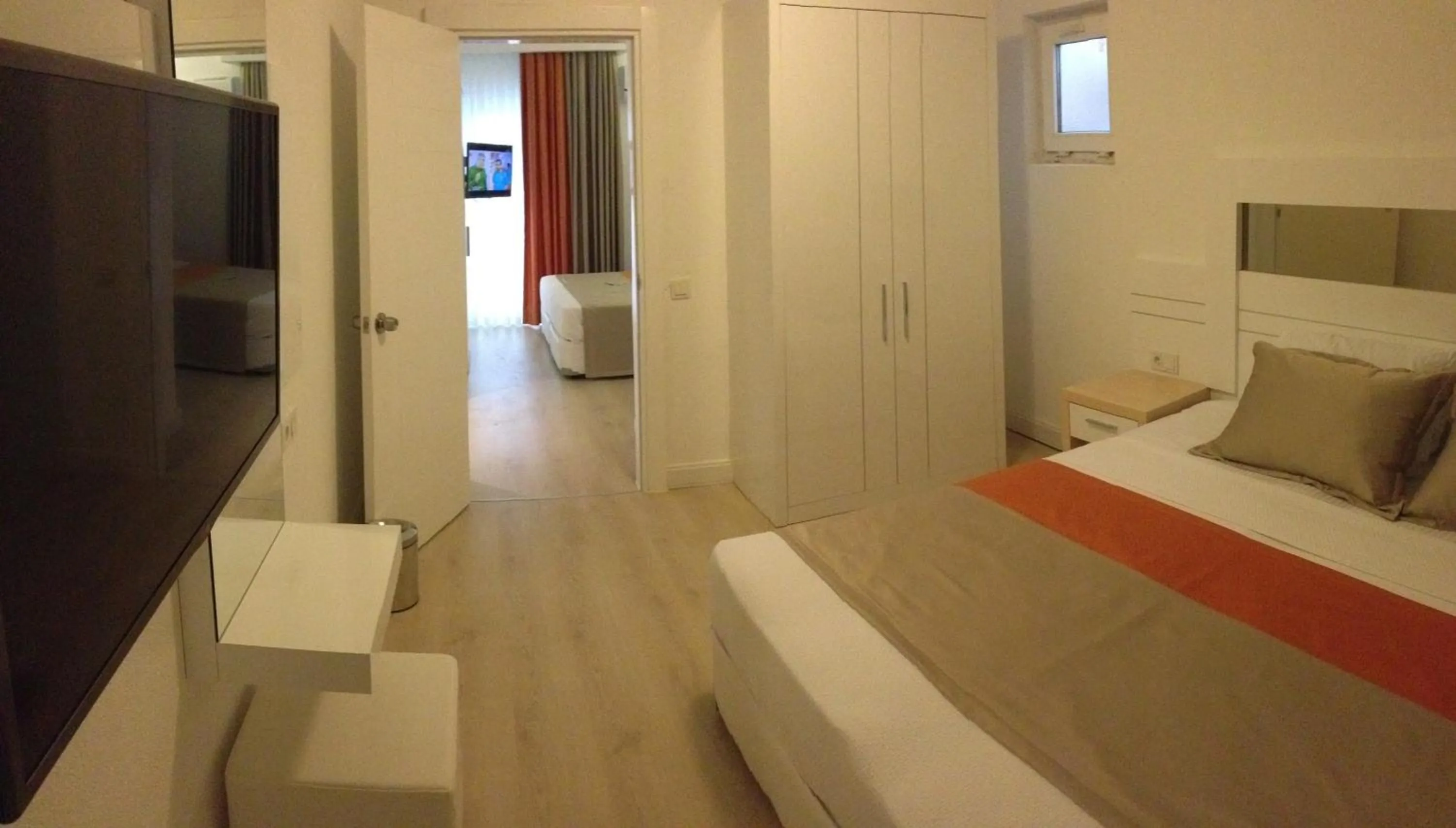 Photo of the whole room in Doc's Hotel Kemer