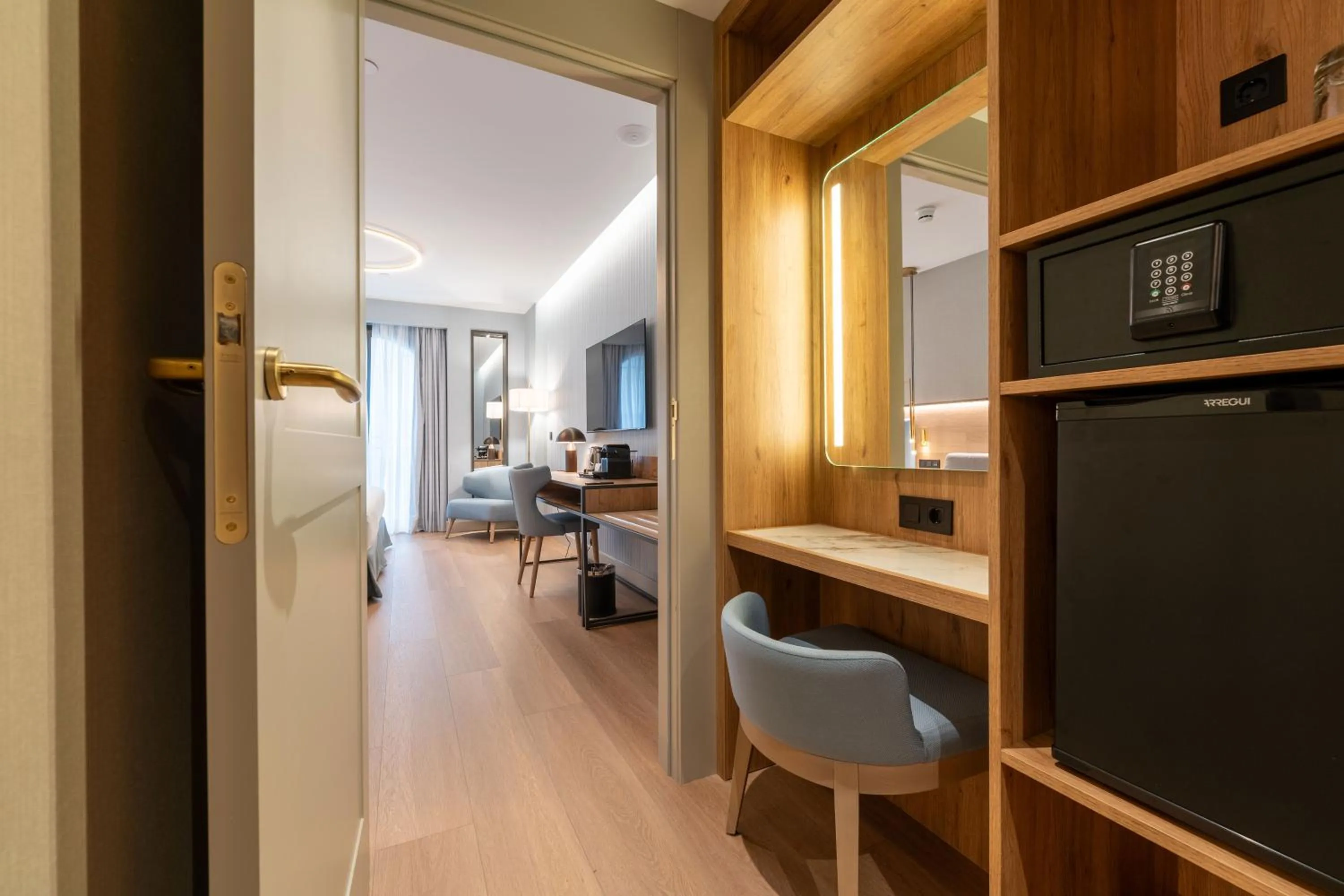 Photo of the whole room in Hotel Mezquita Center