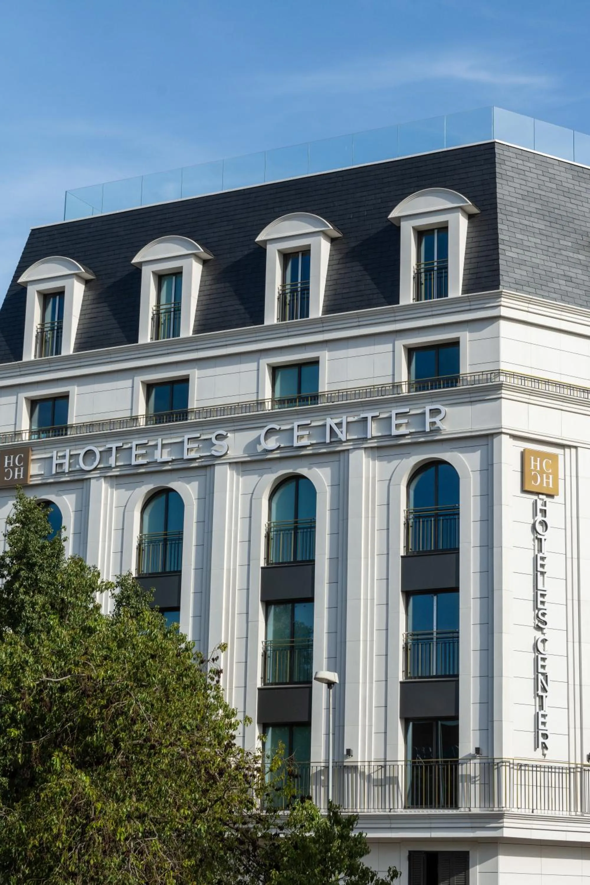 Property building in Hotel Mezquita Center