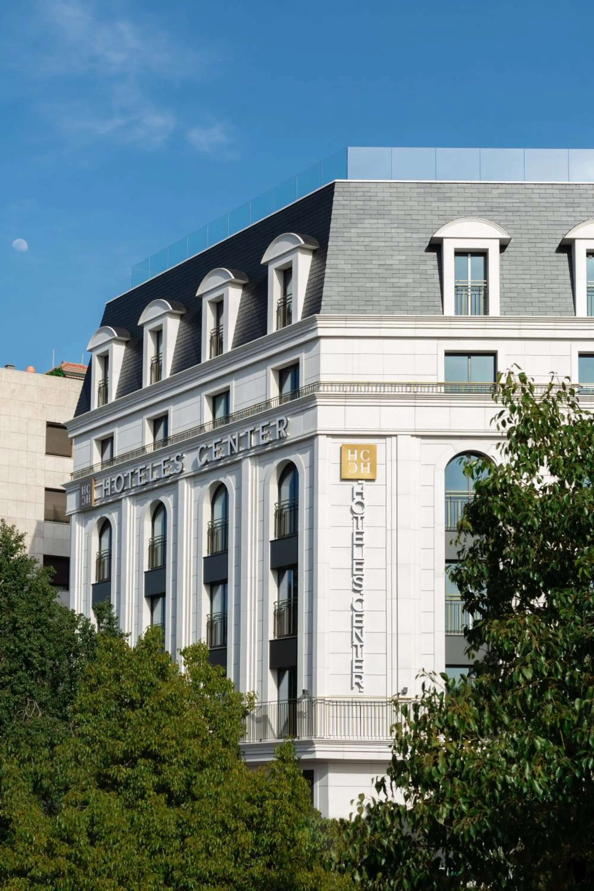 Property building in Hotel Mezquita Center