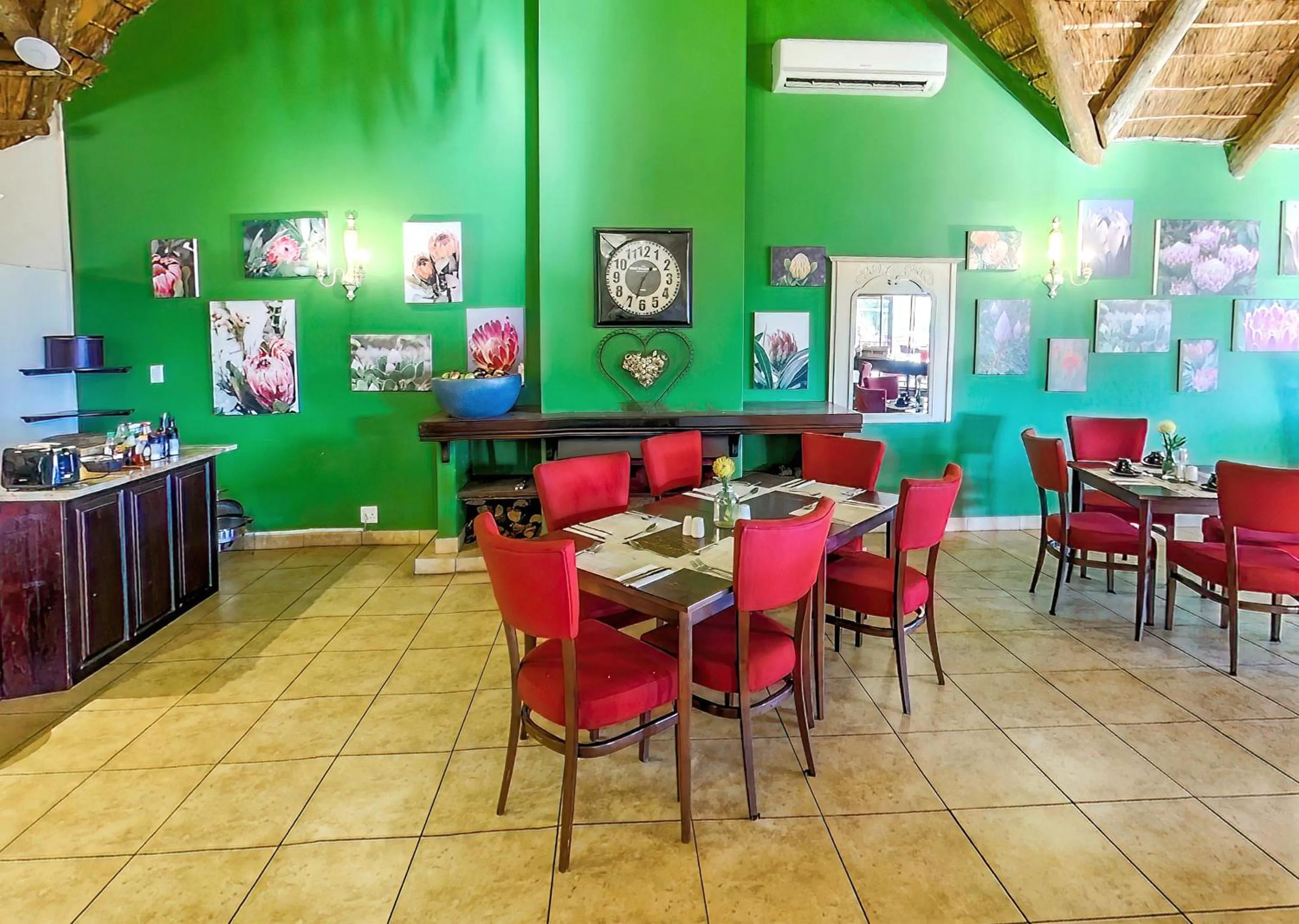 Restaurant/places to eat in Piekenierskloof Mountain Resort by Dream Resorts