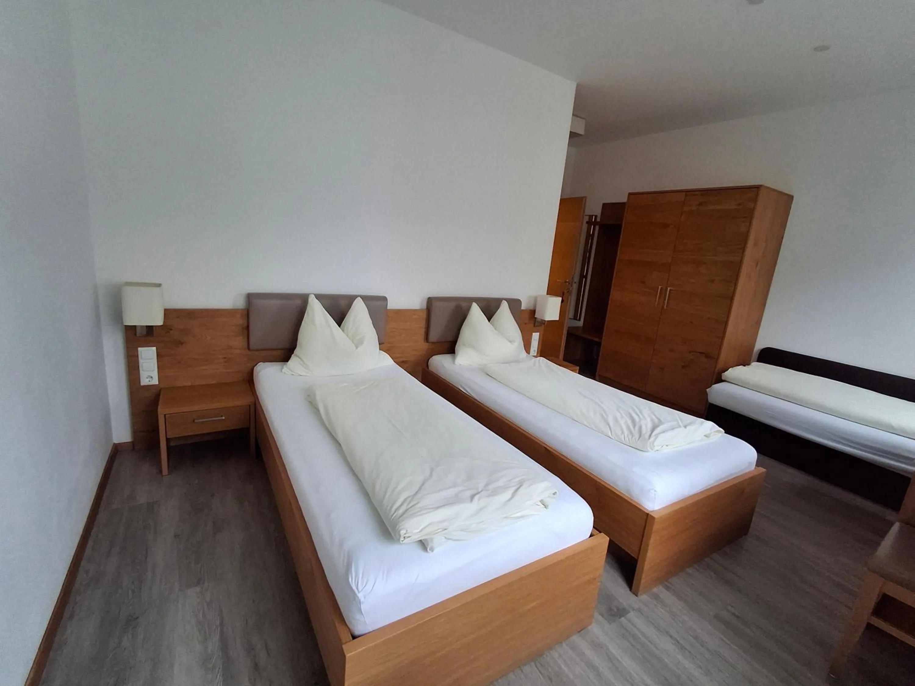 Bedroom, Bed in Gästehaus Watschinger