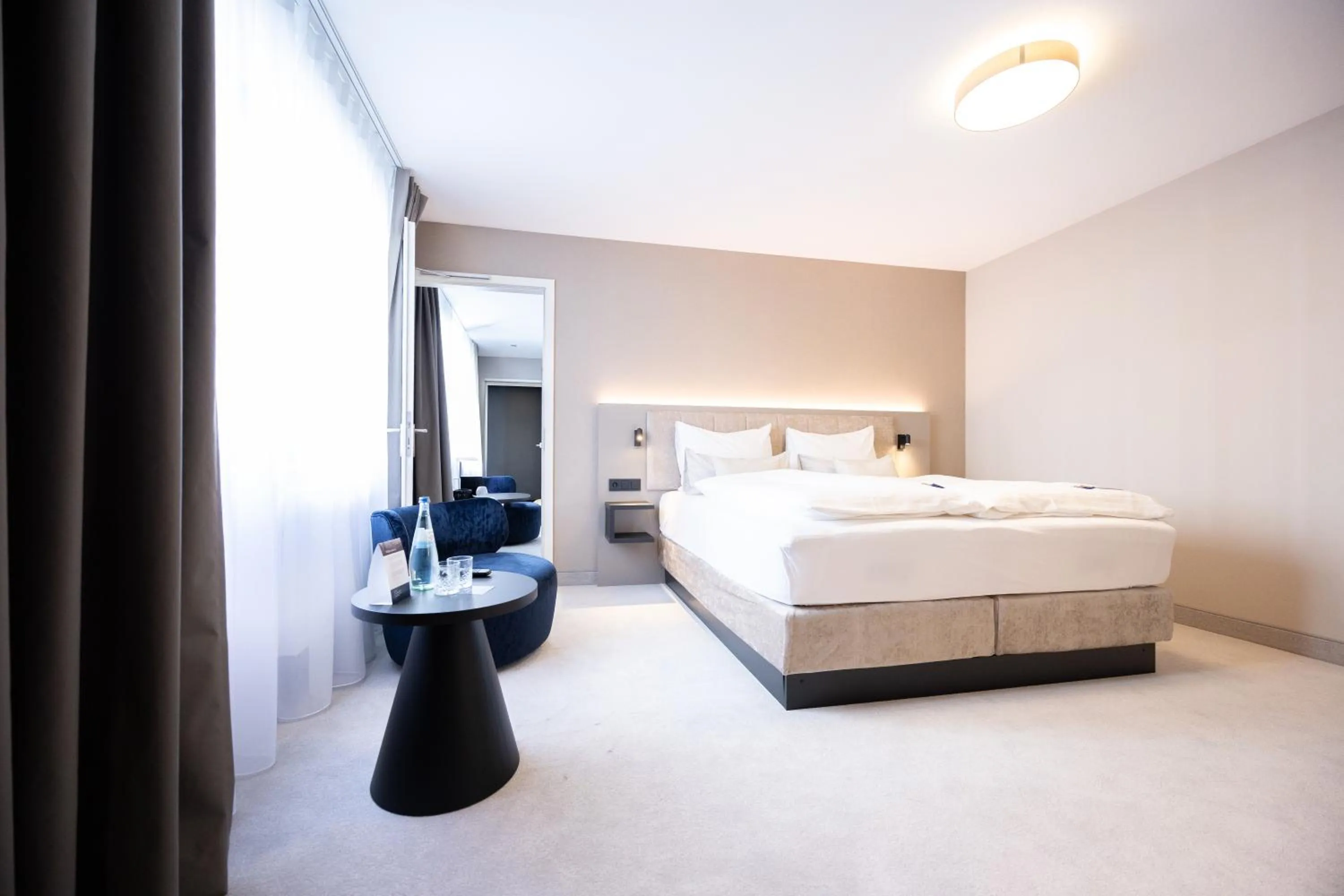 Bed in Digital Hotel Kronjuwel by BRIGHT Waldkirch - Self Check-in