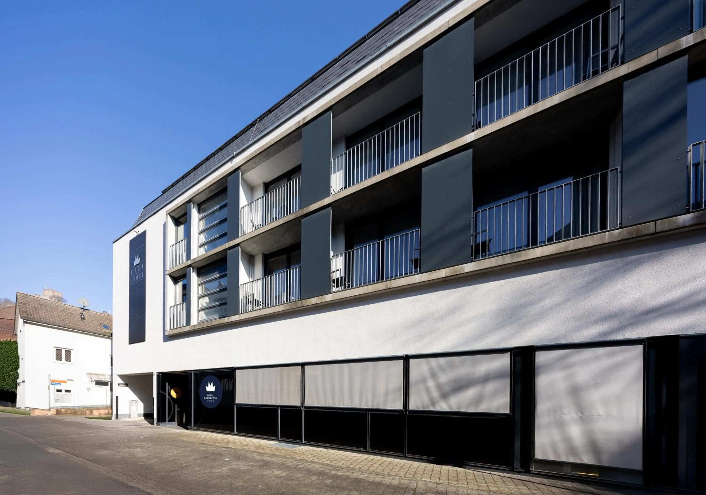 Property building in Digital Hotel Kronjuwel by BRIGHT Waldkirch - Self Check-in