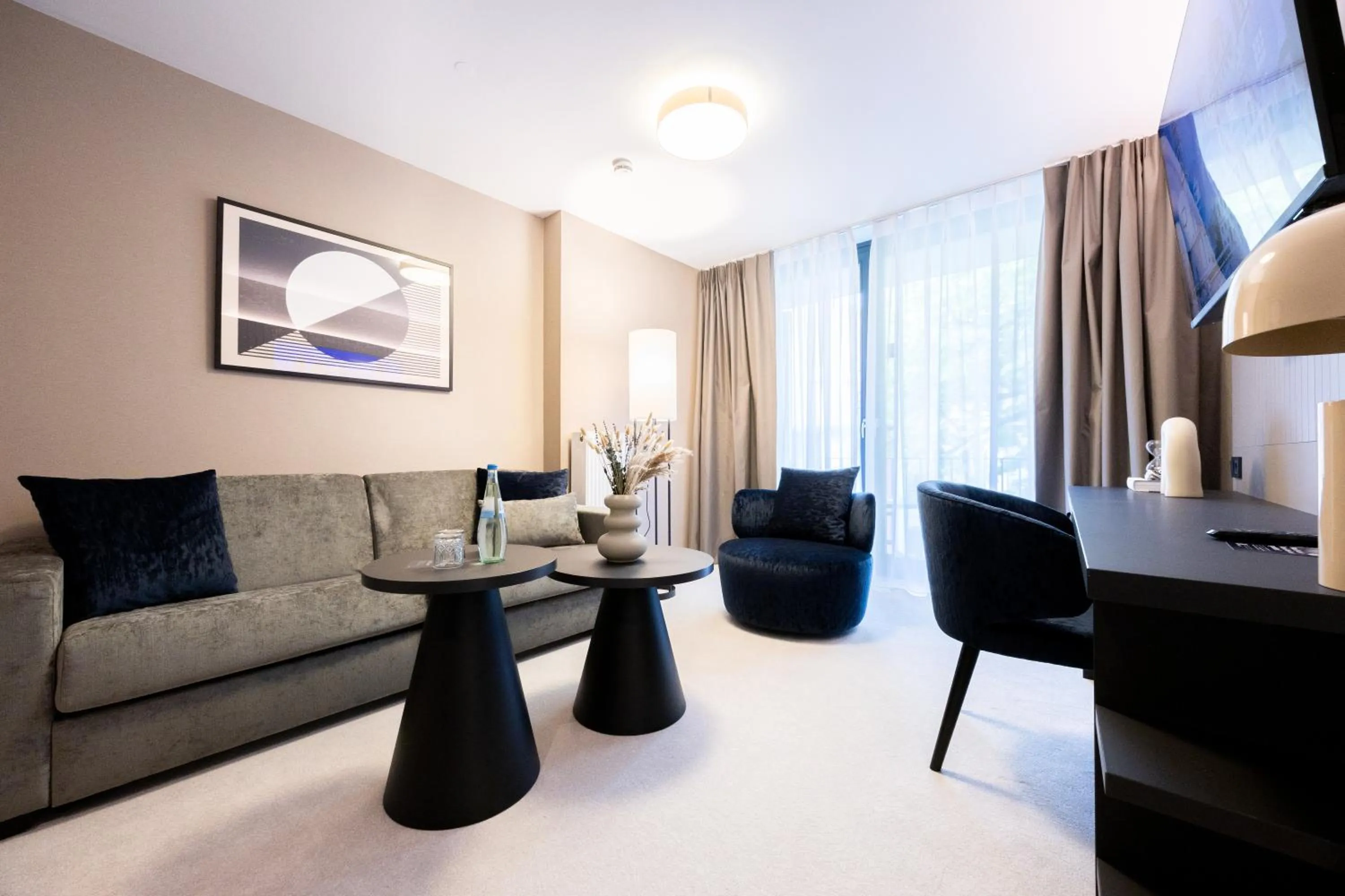 TV and multimedia in Digital Hotel Kronjuwel by BRIGHT Waldkirch - Self Check-in