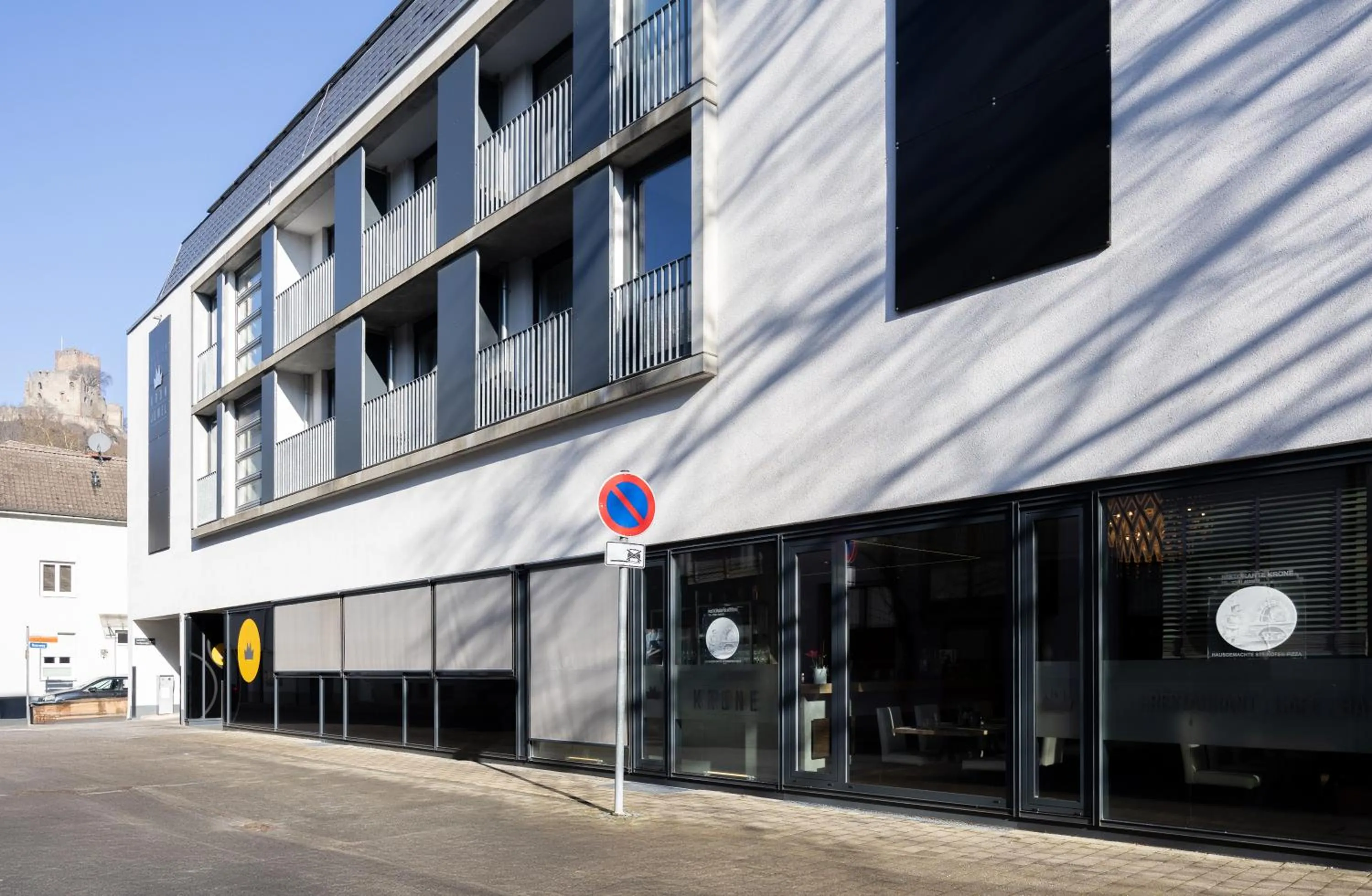 Property building in Digital Hotel Kronjuwel by BRIGHT Waldkirch - Self Check-in