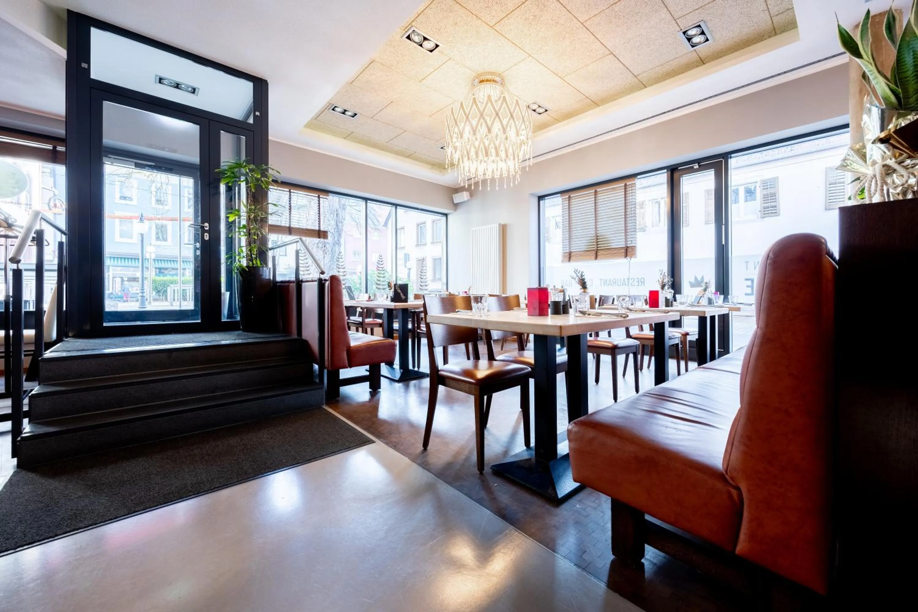 Restaurant/places to eat in Digital Hotel Kronjuwel by BRIGHT Waldkirch - Self Check-in