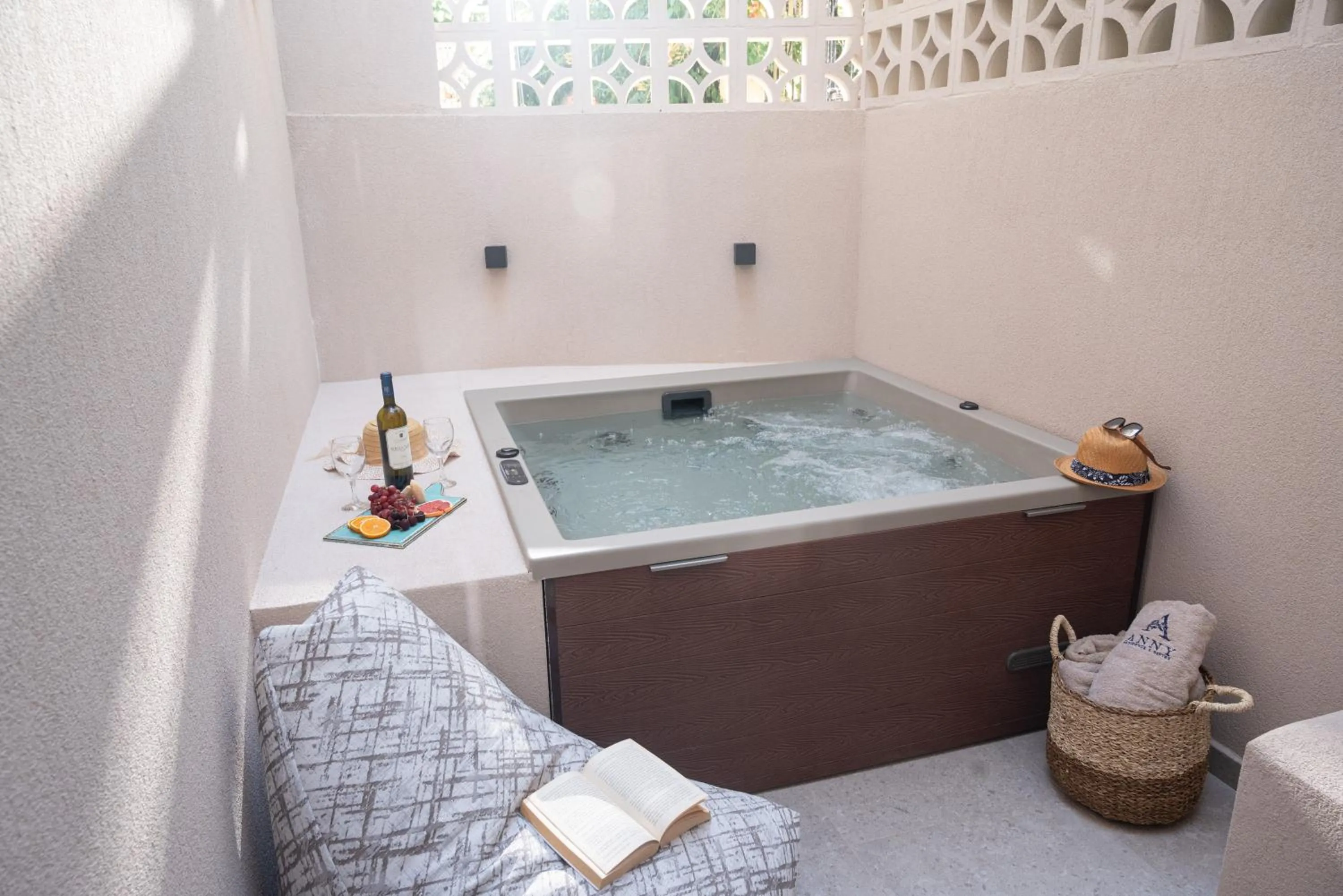 Anny's Residences & Suites