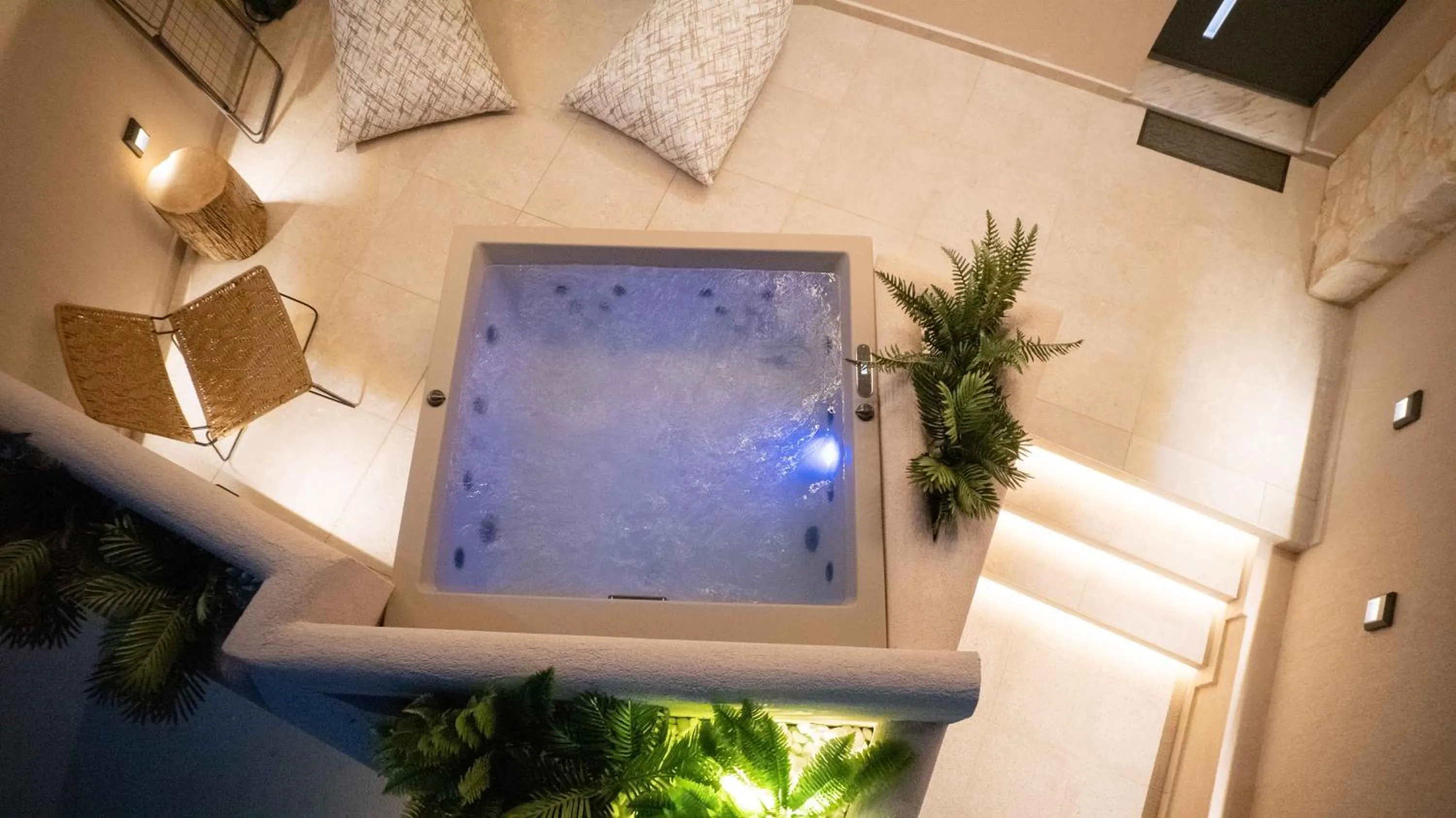 Anny's Residences & Suites