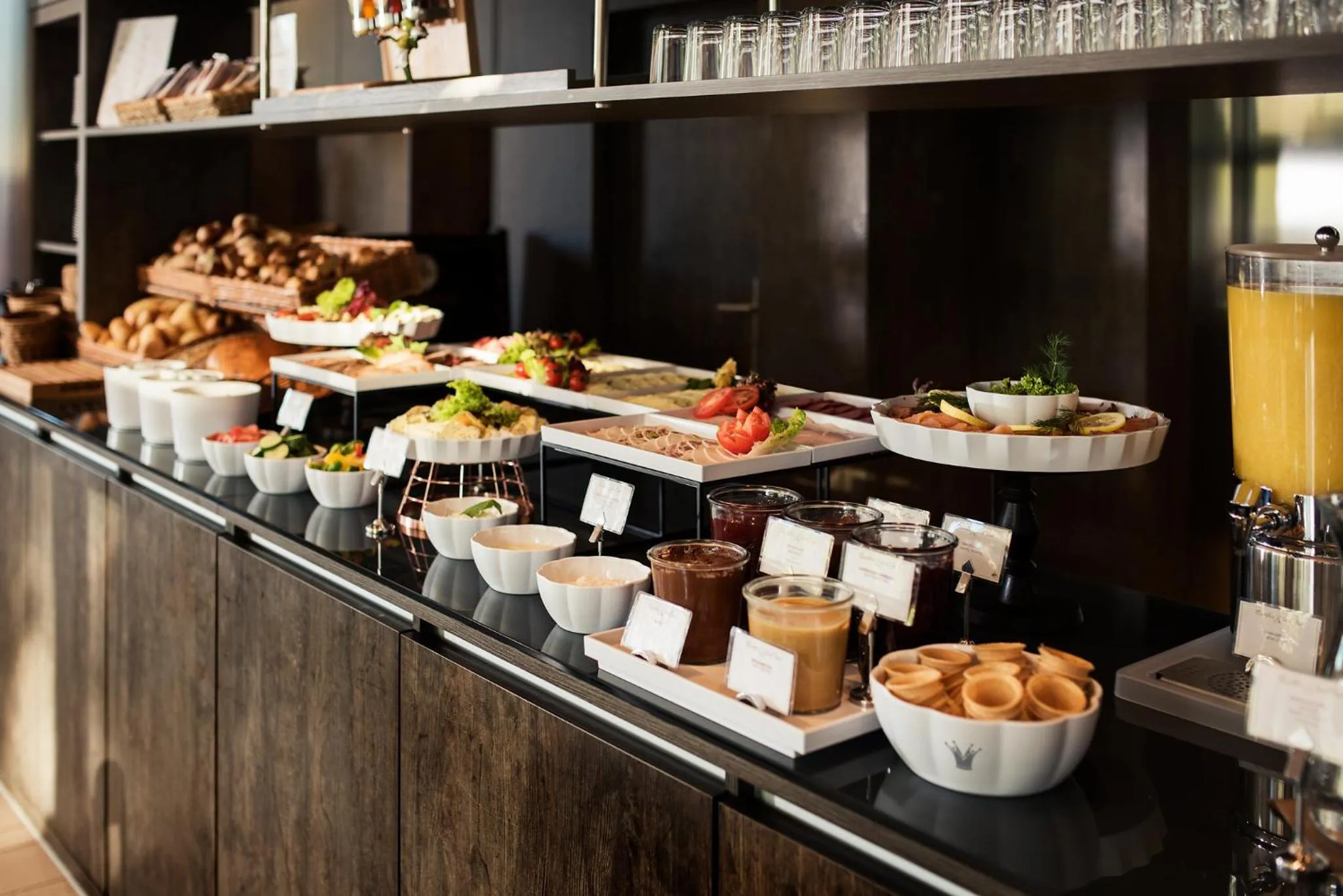 Buffet breakfast in Grimm's Potsdamer Platz