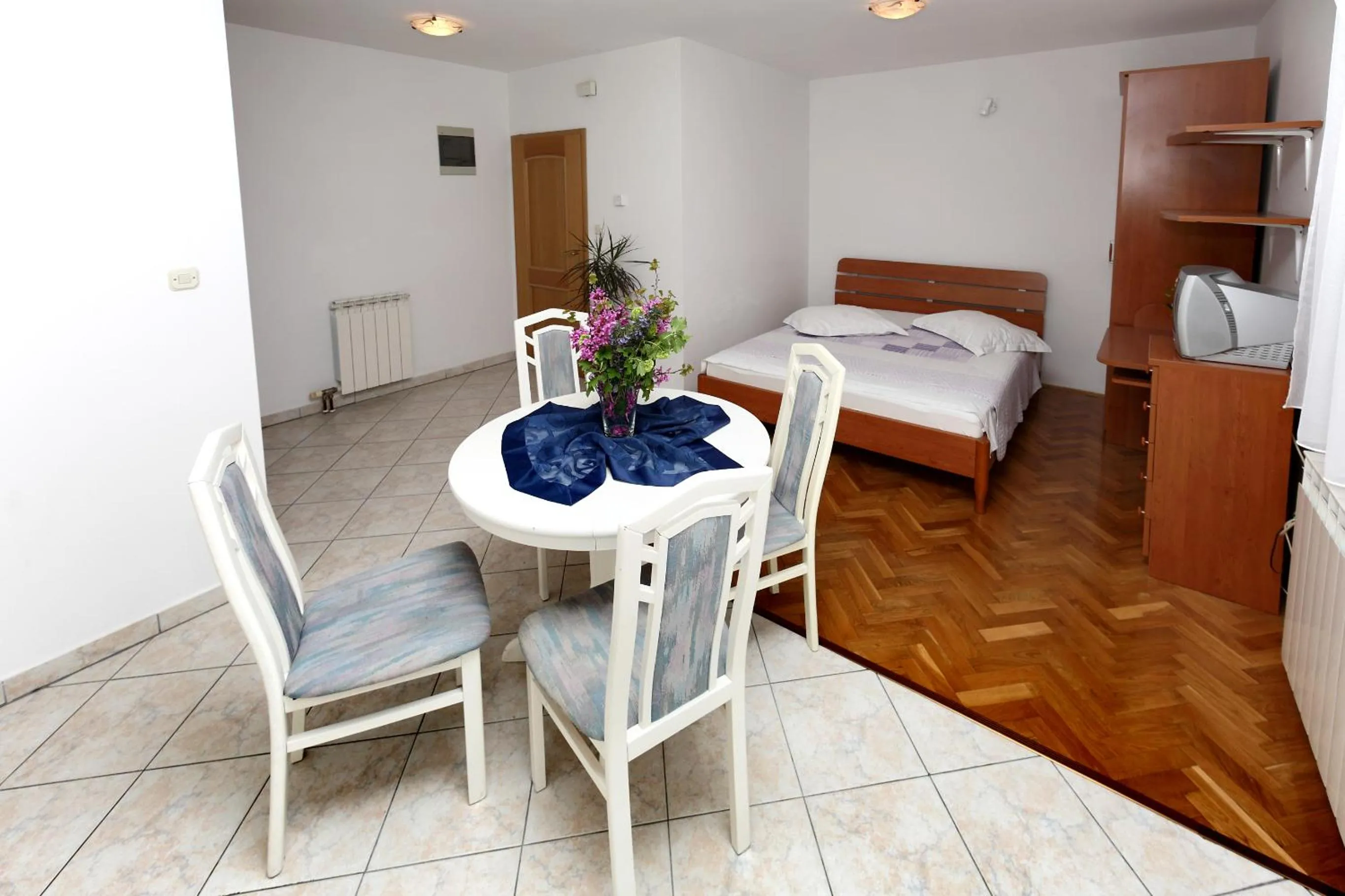 Bed in Apartments in Beautiful Split