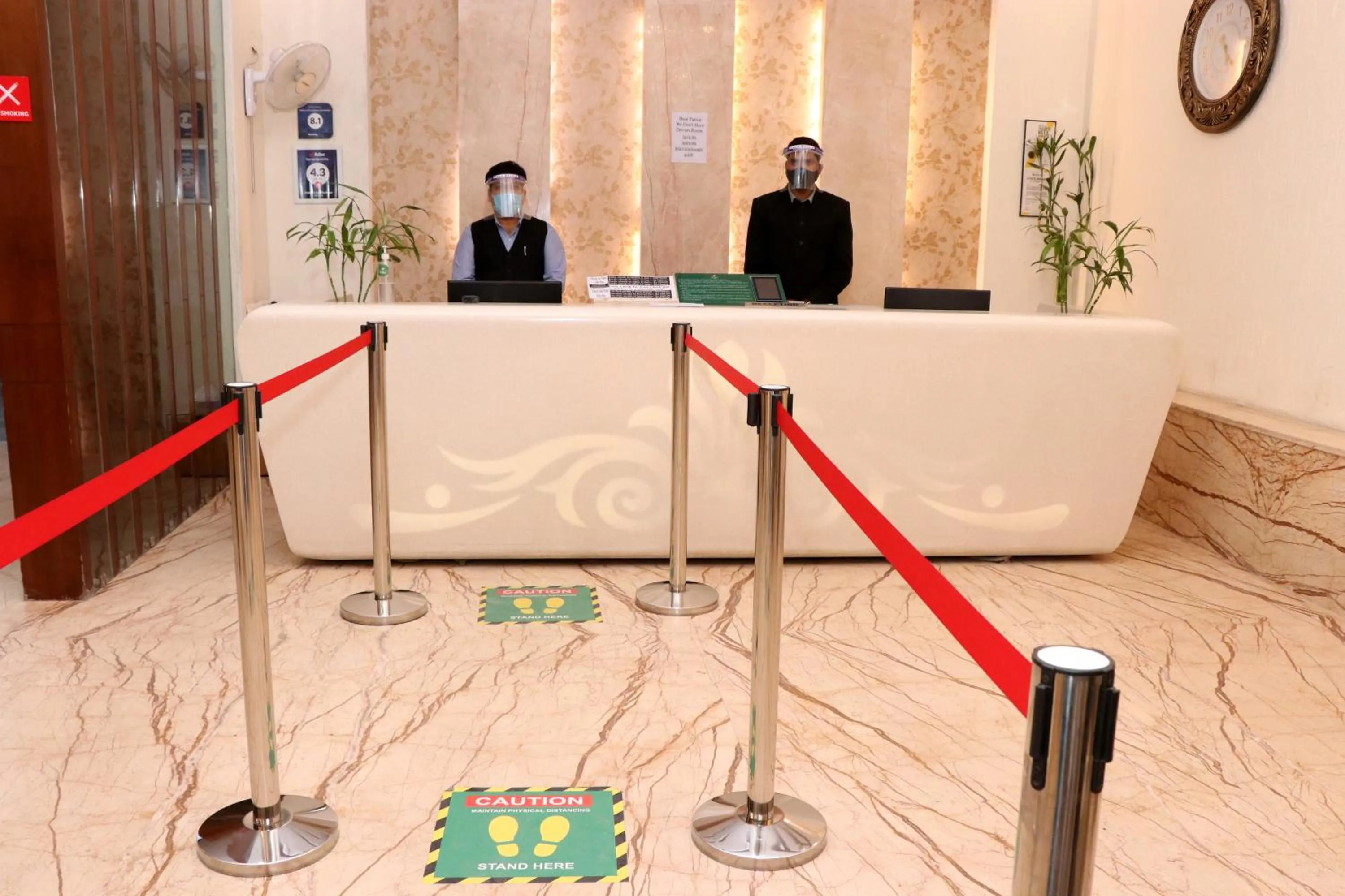 Lobby or reception in Hotel Le Roi,Haridwar@Har Ki Pauri