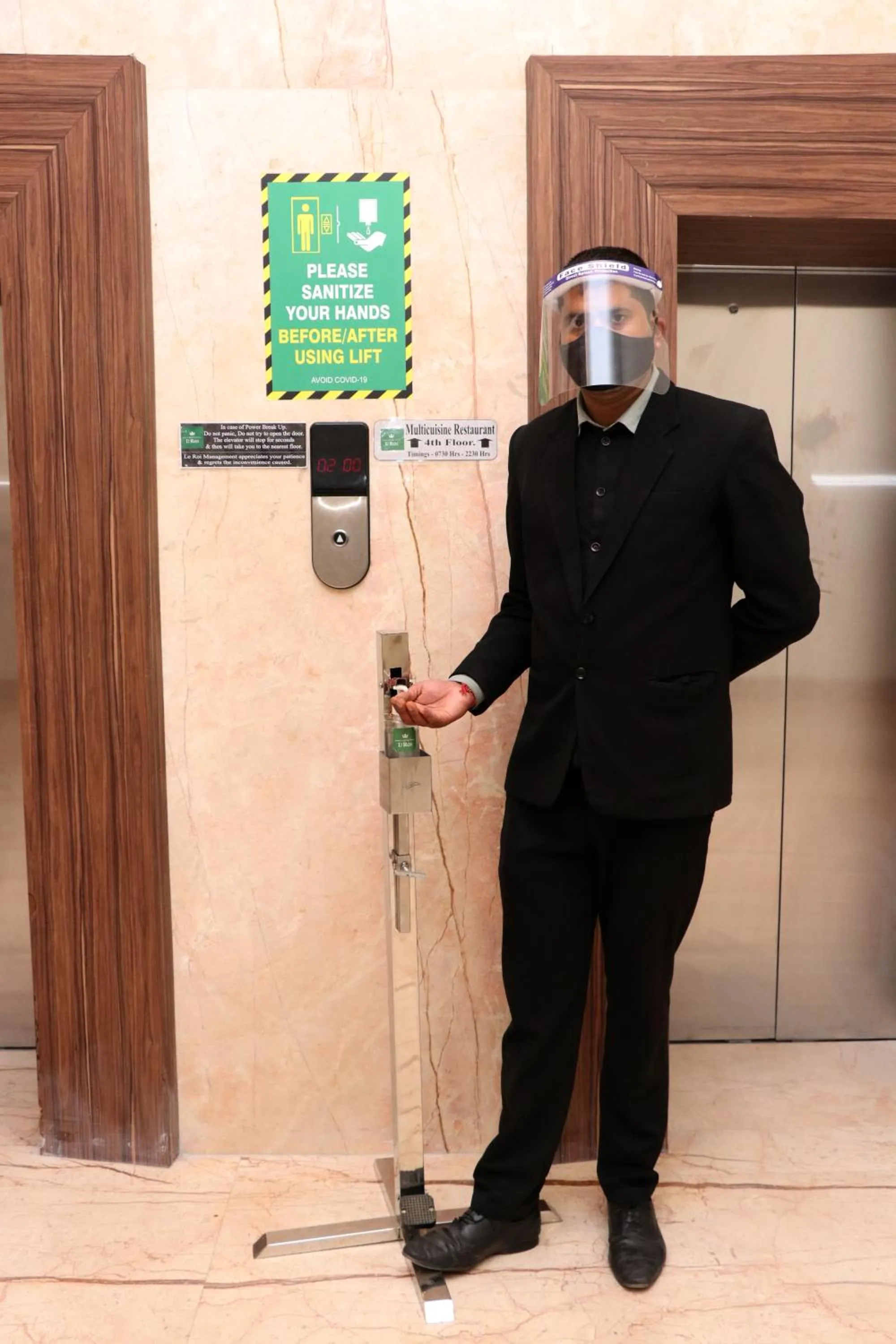 Staff in Hotel Le Roi,Haridwar@Har Ki Pauri