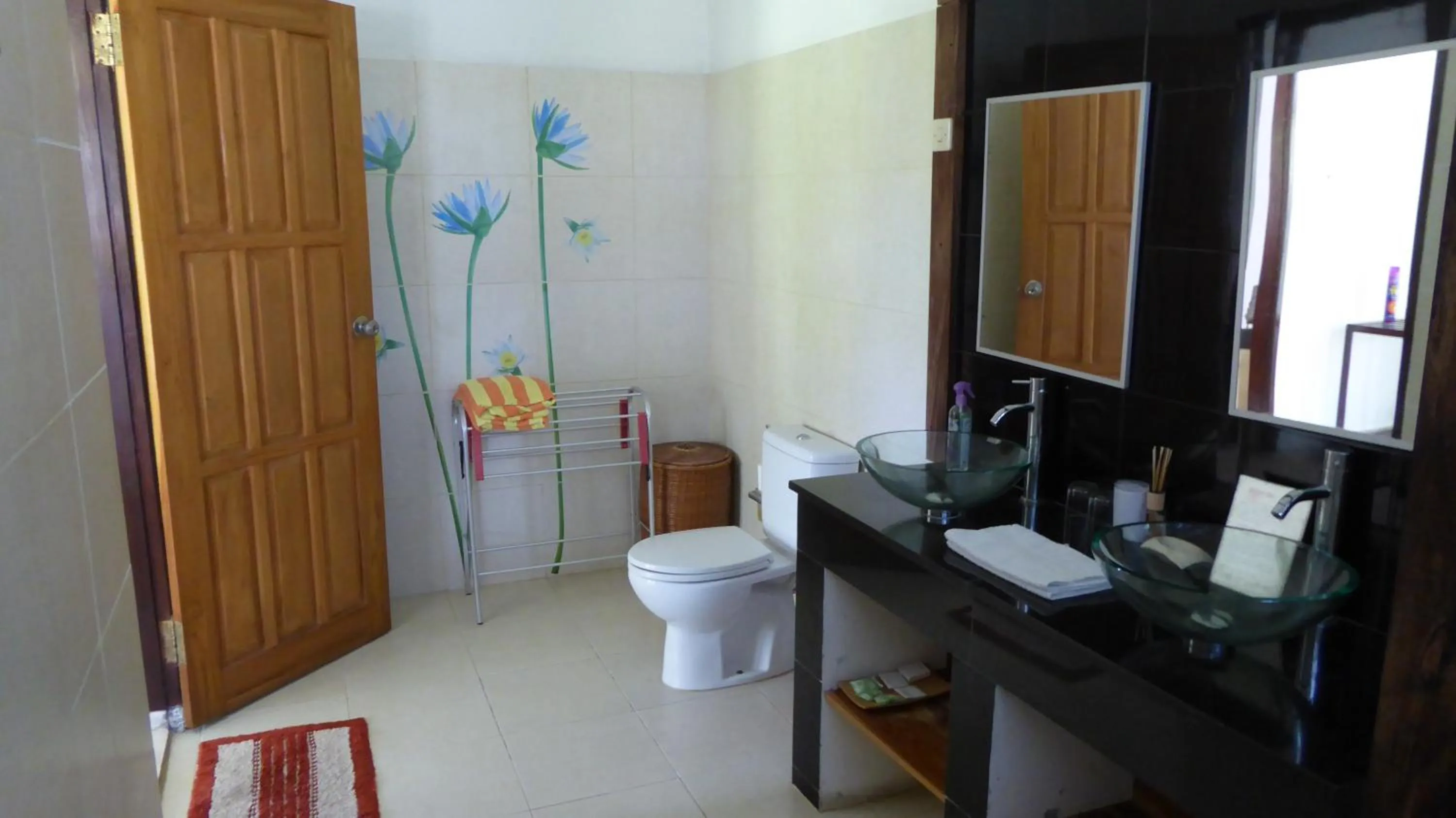 Bathroom in Rumah Kita Villa/hotel