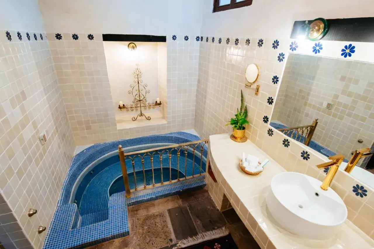 Deluxe Suite in Hacienda El Carmen Hotel & Spa Deluxe Suite in Hacienda El Carmen Hotel & Spa