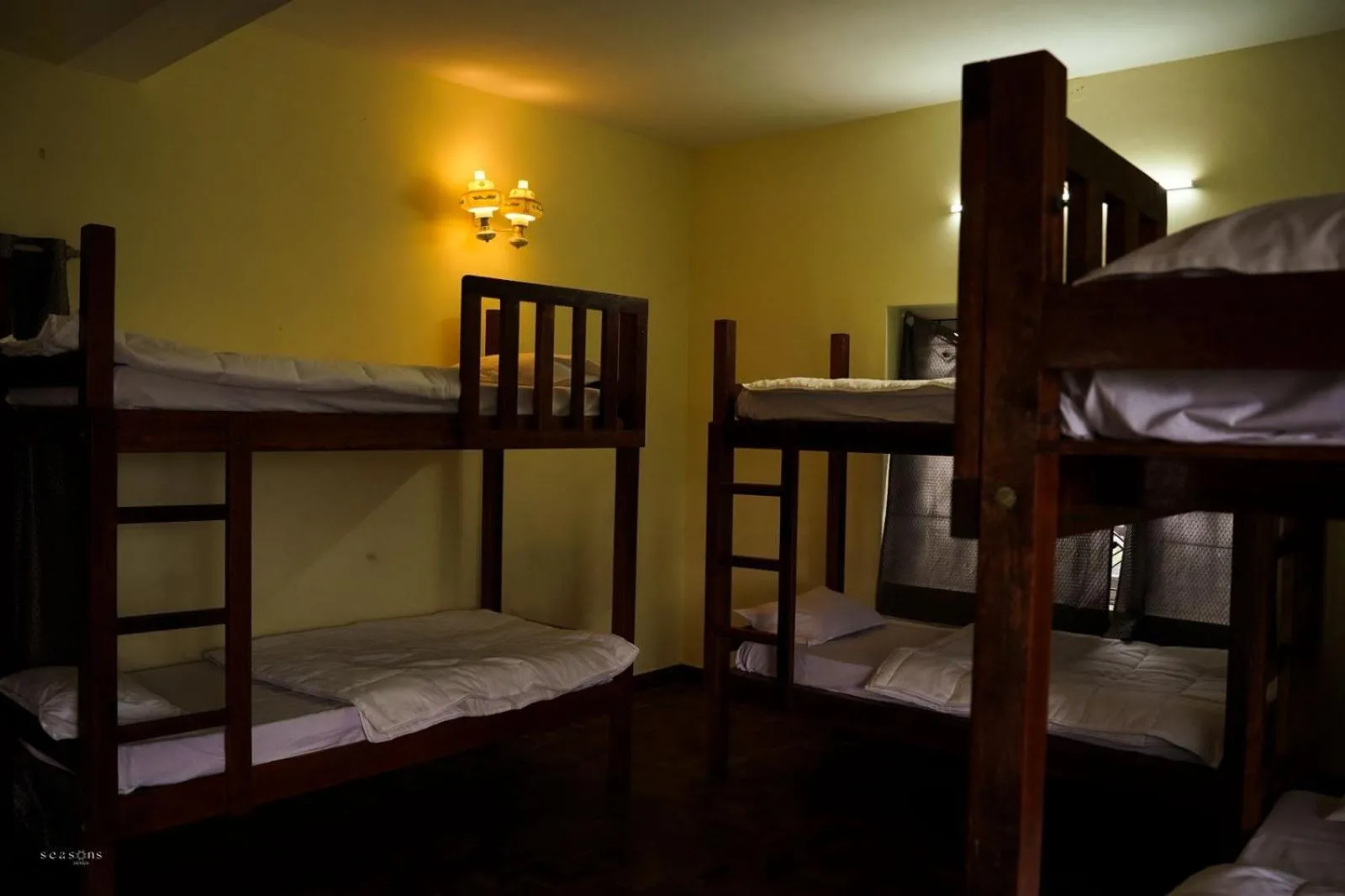 6-Bed Mixed Dormitory Room in 11 Haven Street Kodaikanal
