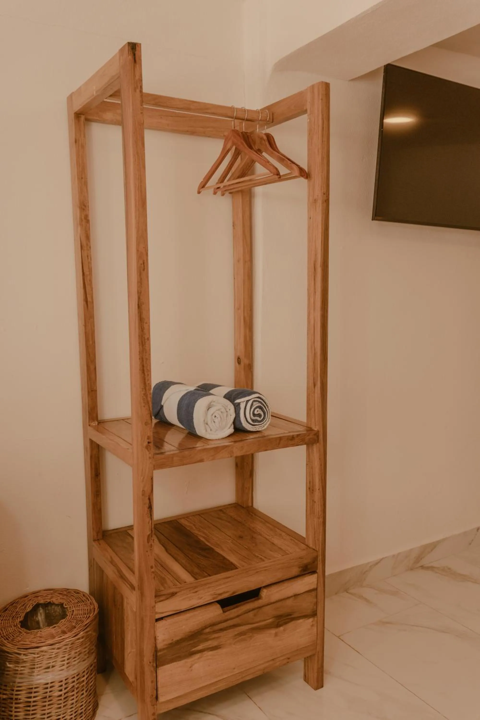 TV and multimedia in Hotel Solana Bacalar Lakefront