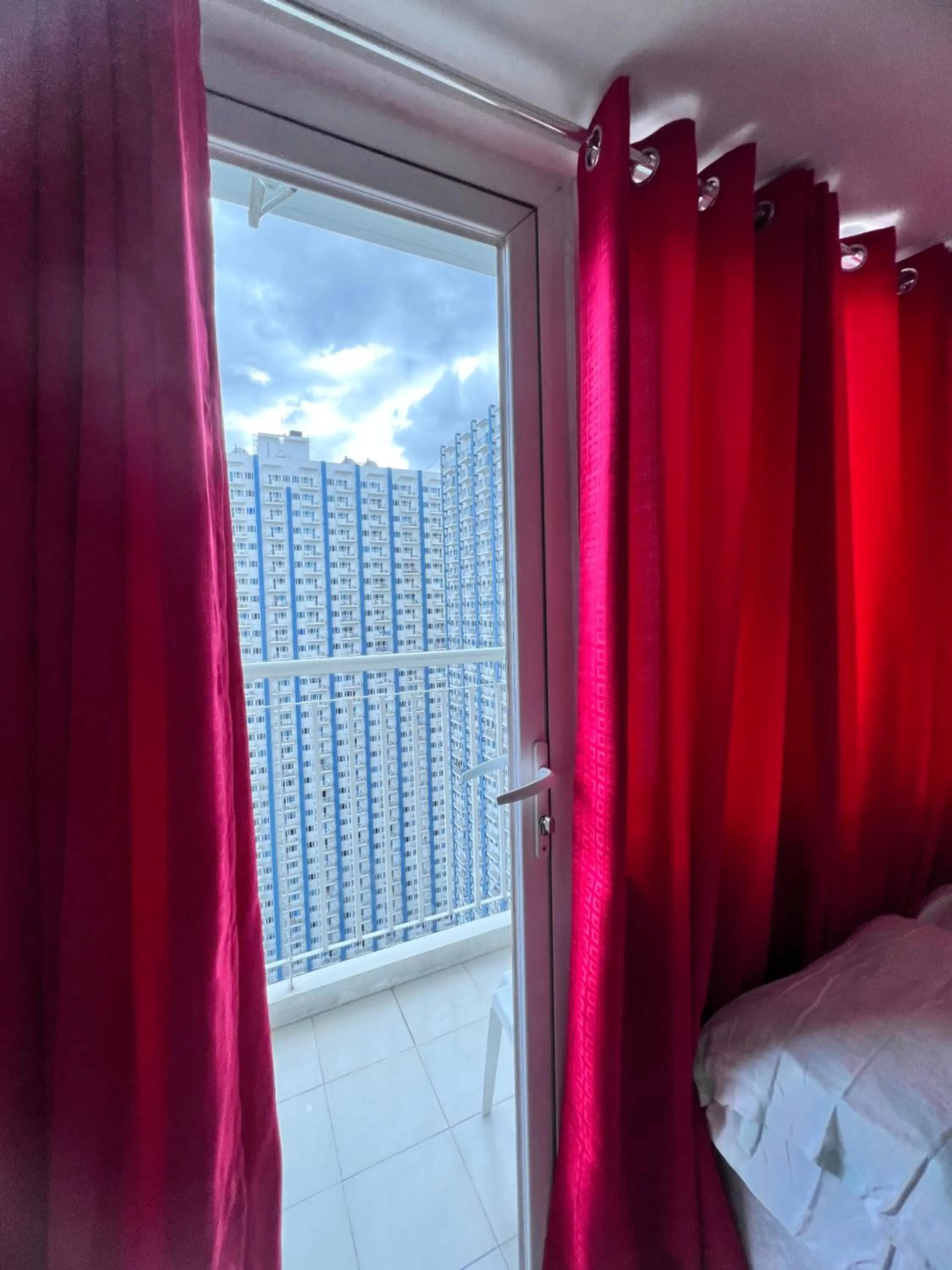 Bed in Studio Units at SM Light Residences Condo Beside Boni MRT Station