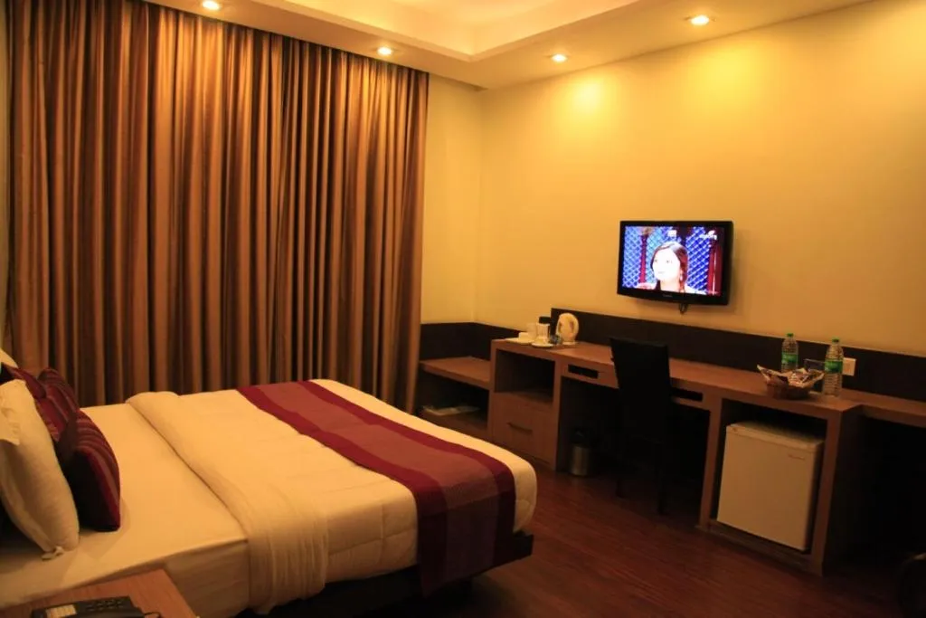 TV and multimedia, Bed in Indiyaah Inn
